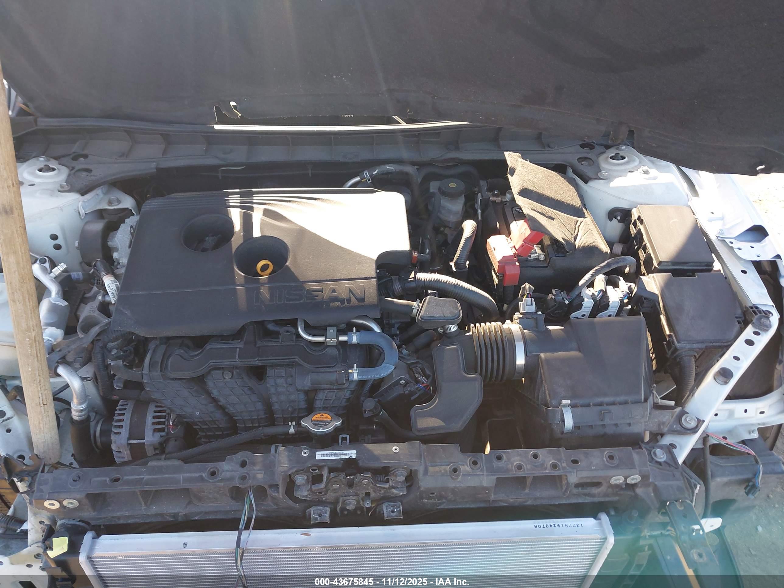 NISSAN ALTIMA image 10