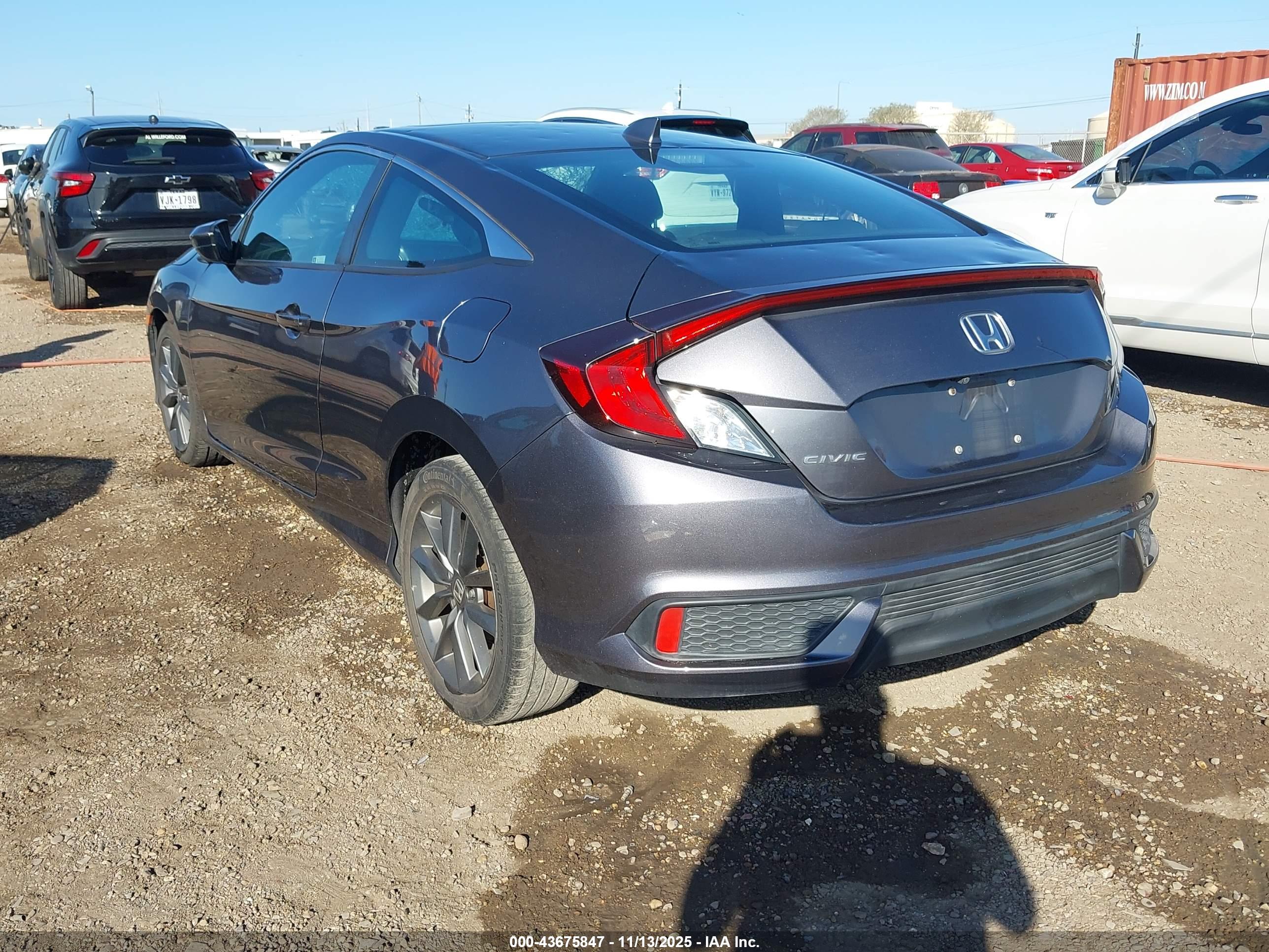 HONDA CIVIC image 3