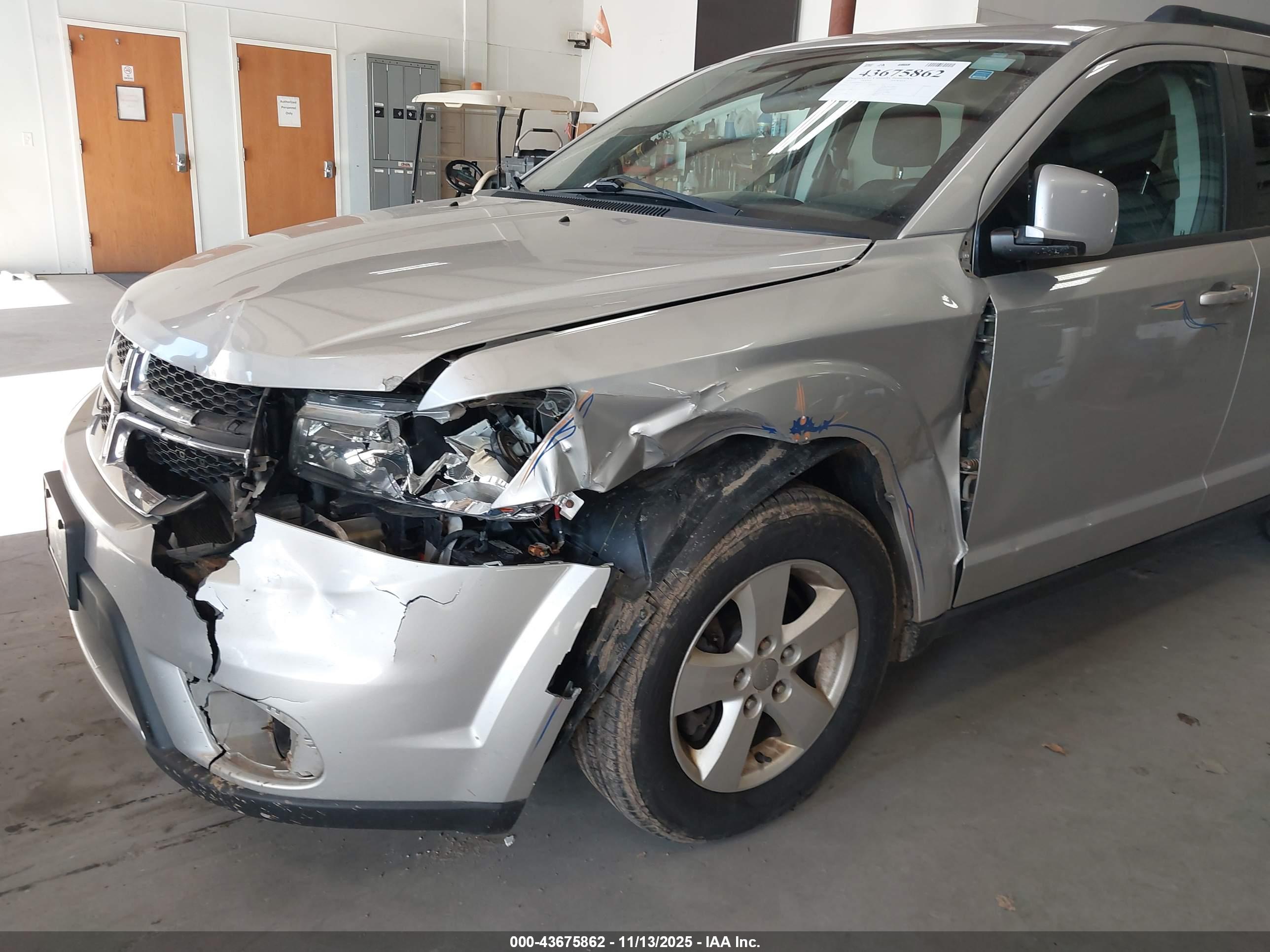 DODGE JOURNEY image 6