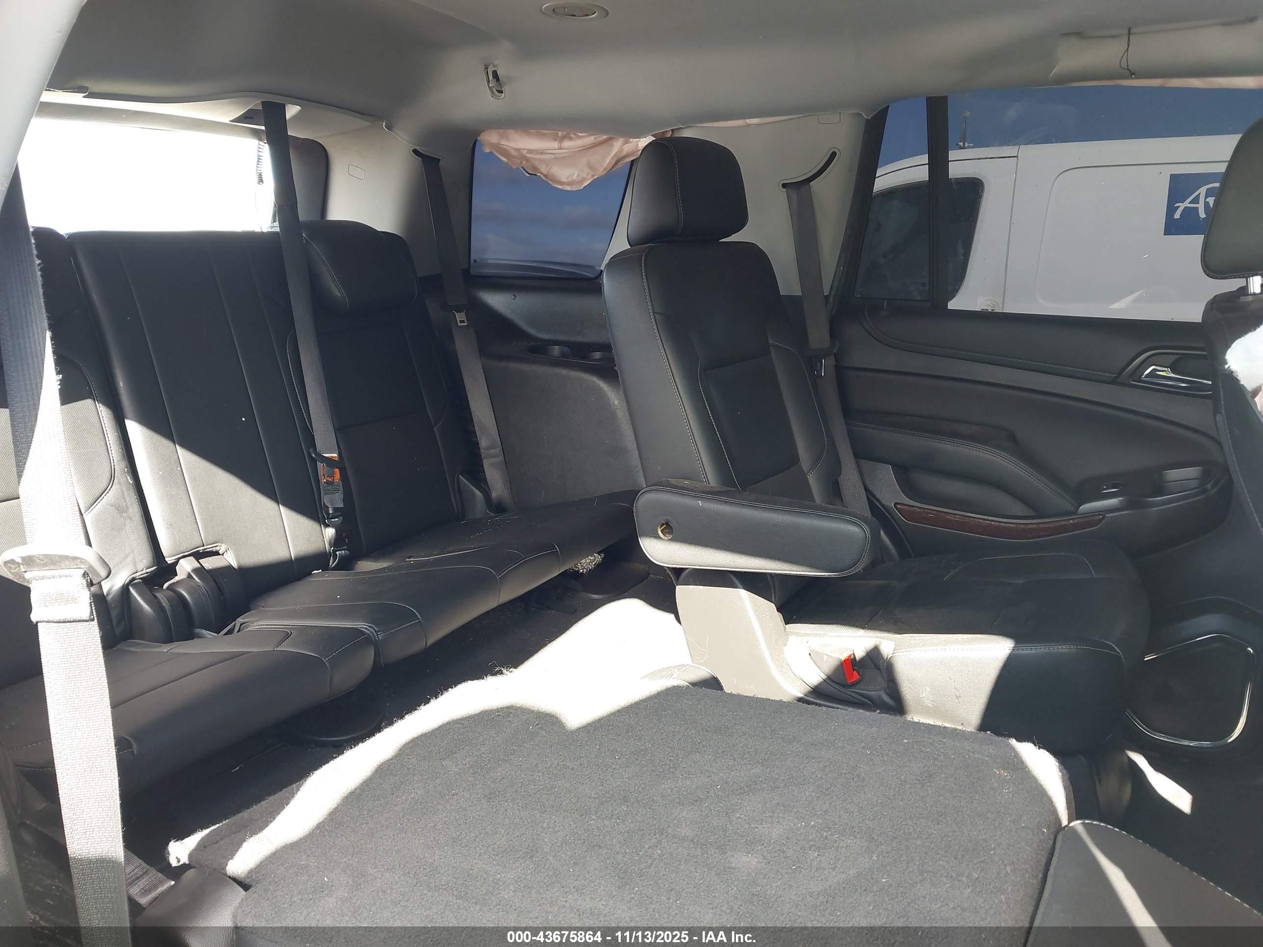 GMC YUKON image 8