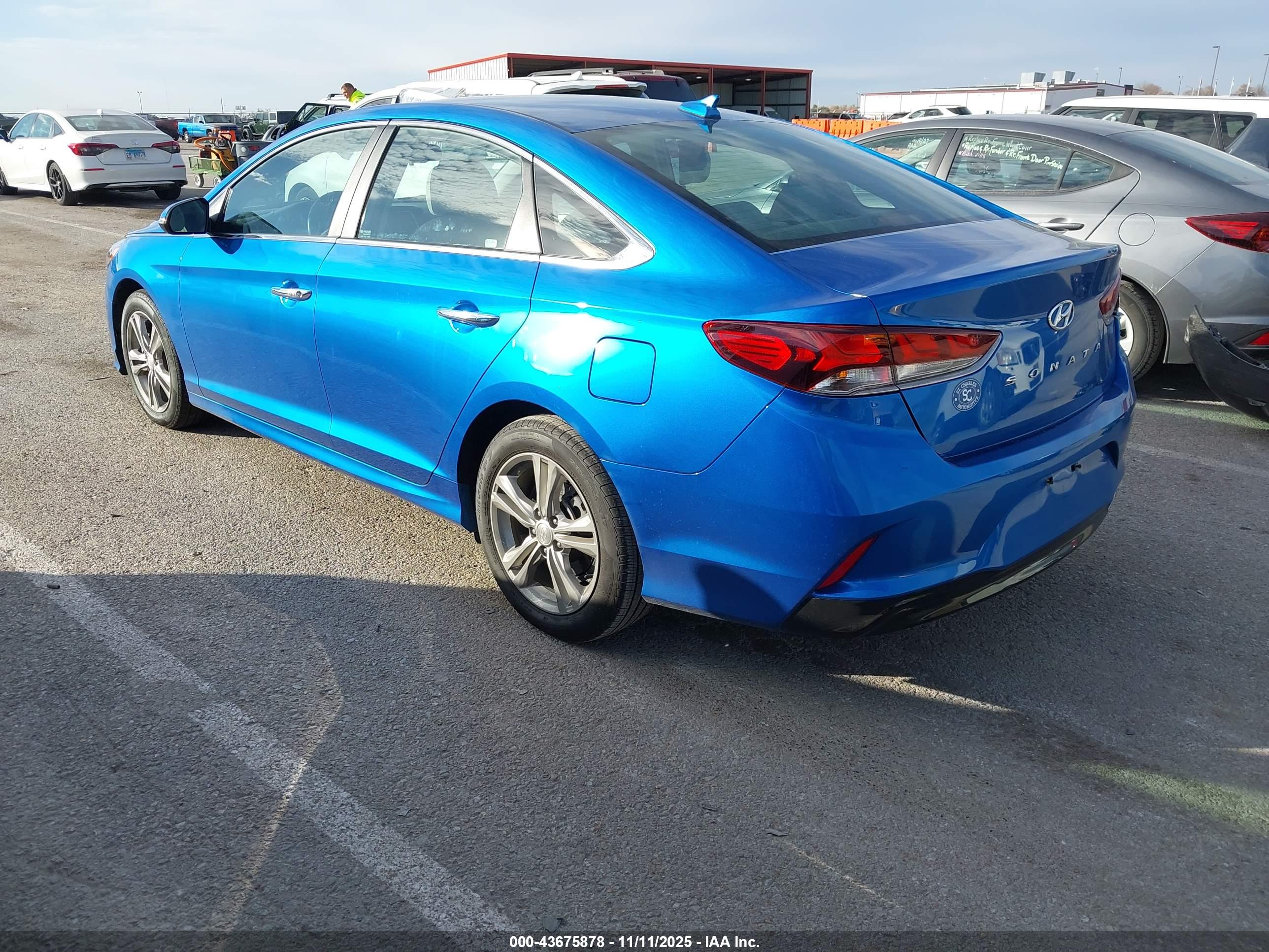 HYUNDAI SONATA image 3