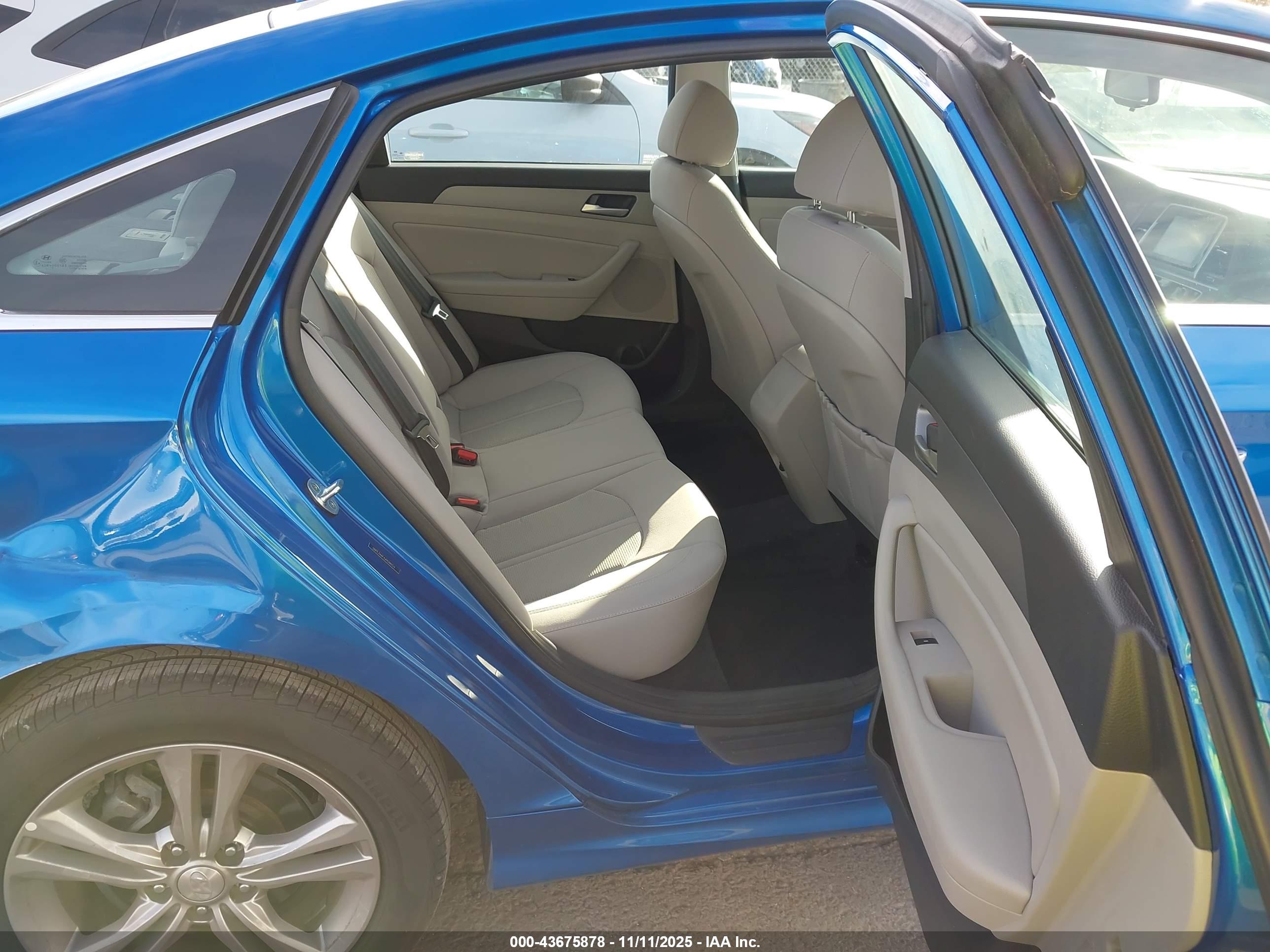 HYUNDAI SONATA image 8
