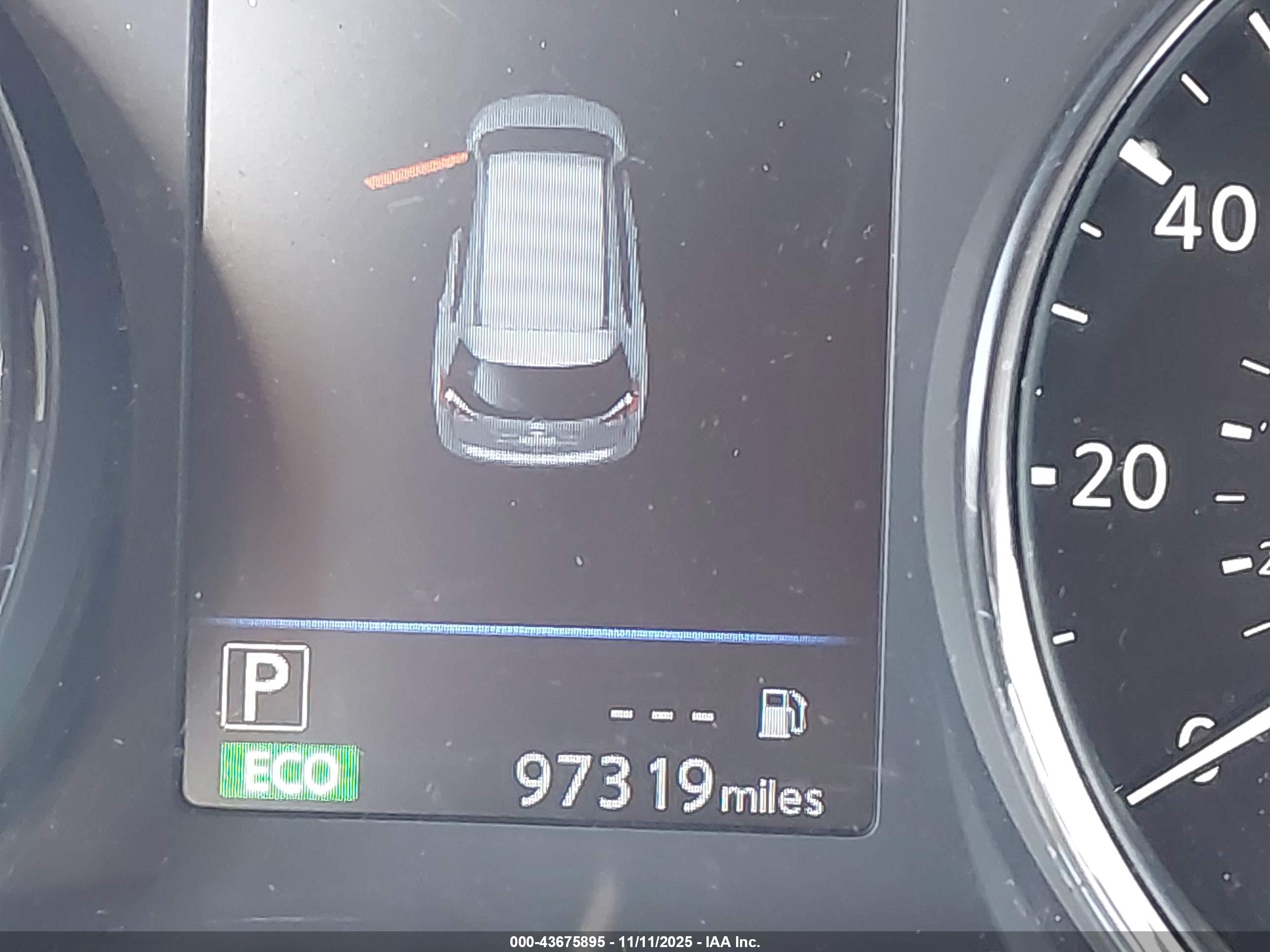 NISSAN ROGUE image 7