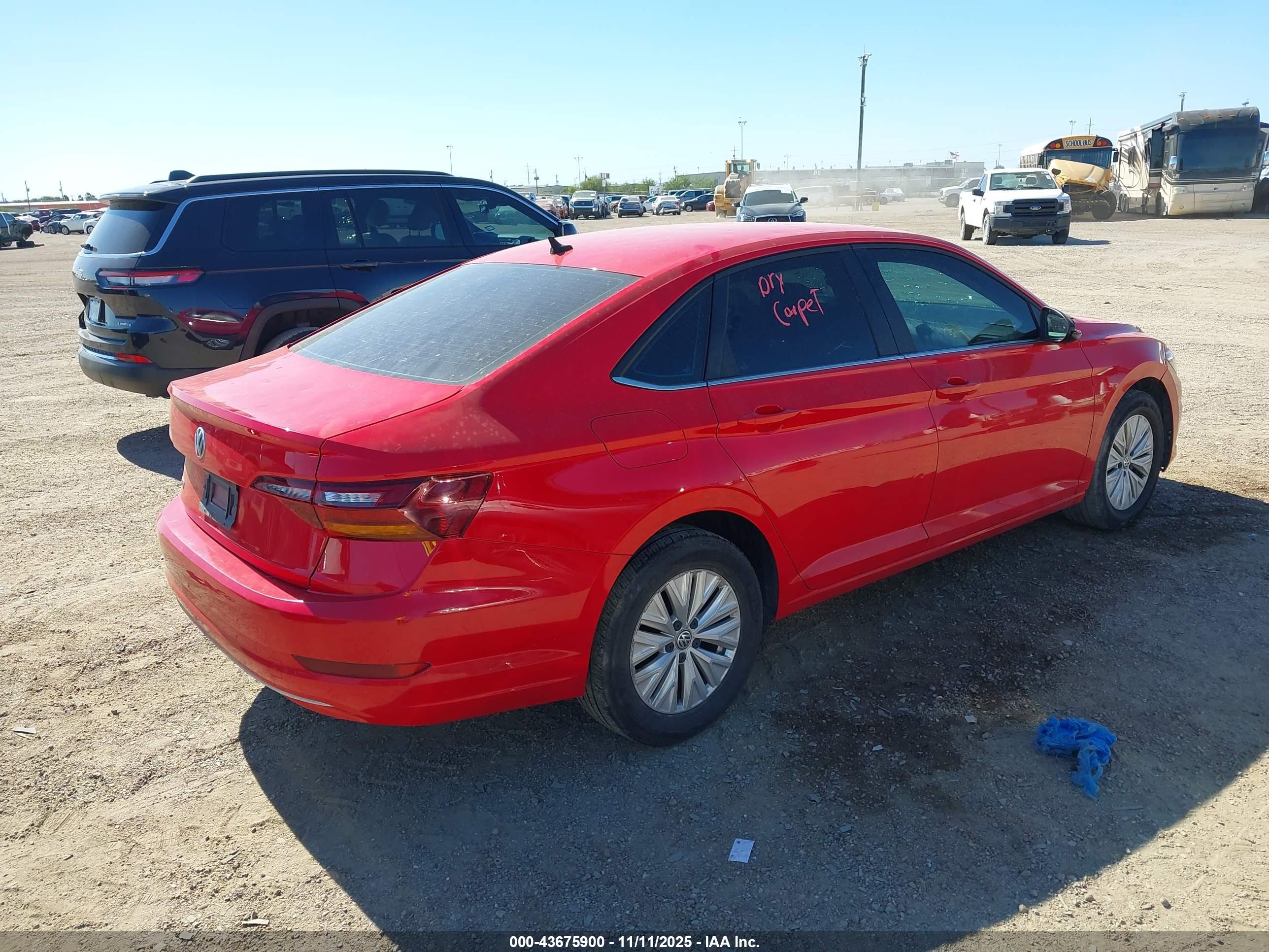 VOLKSWAGEN JETTA image 4