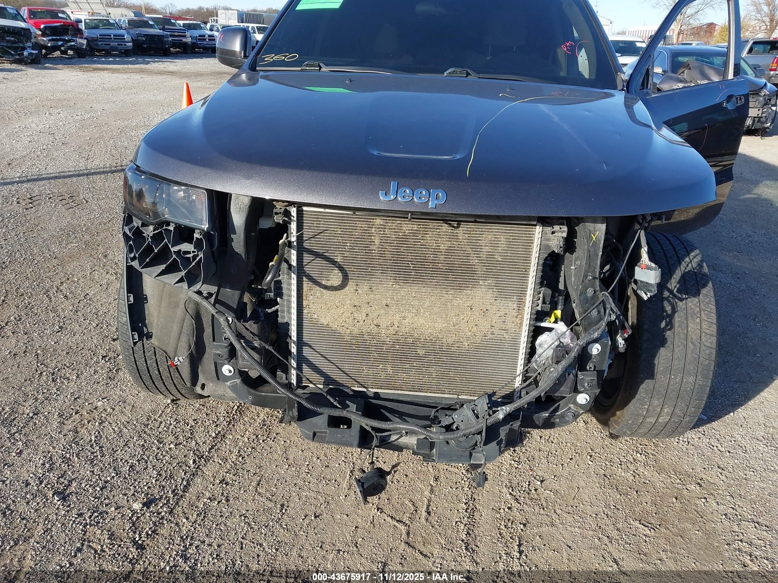 JEEP GRAND image 6