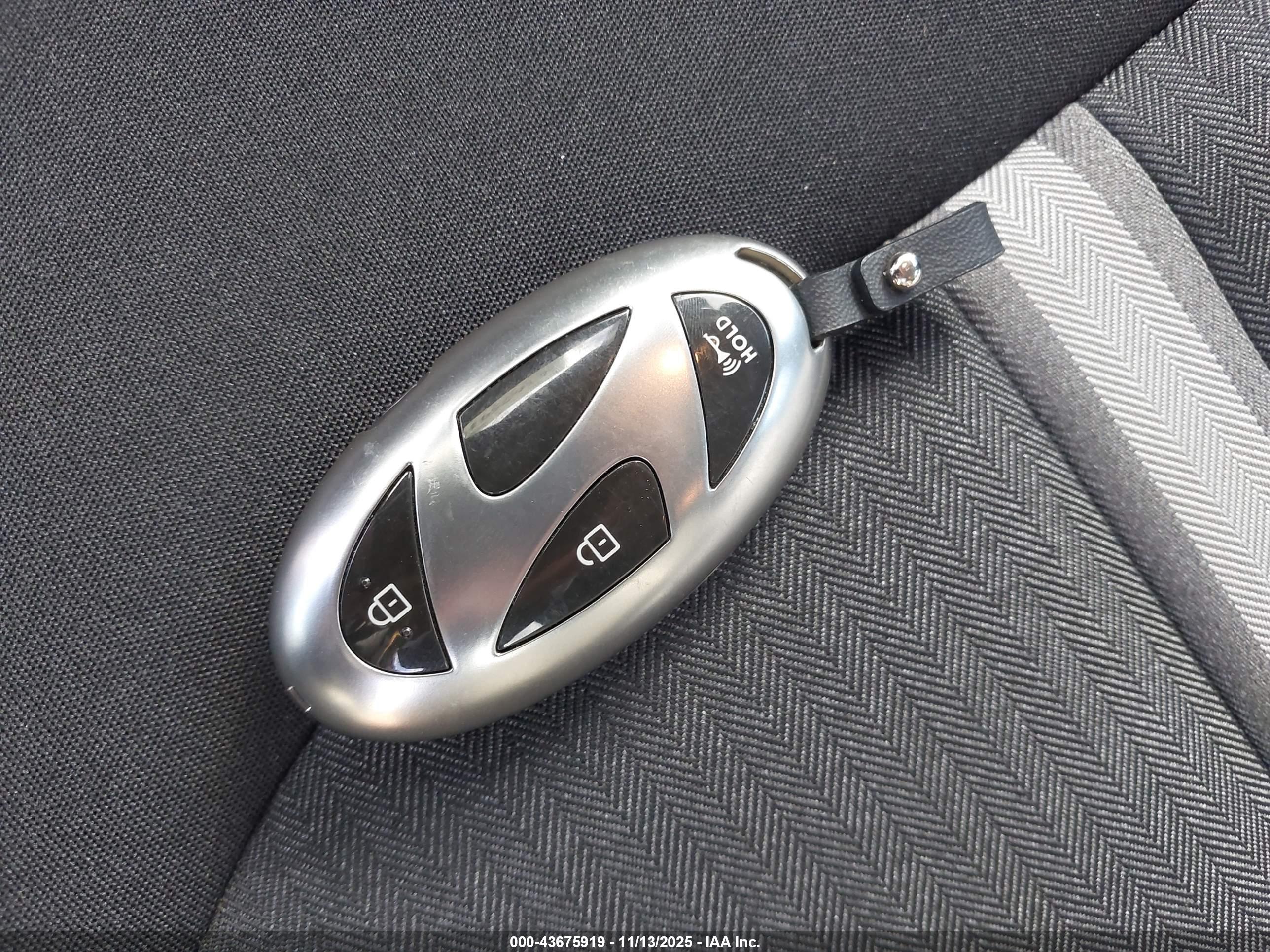 HYUNDAI SONATA image 11
