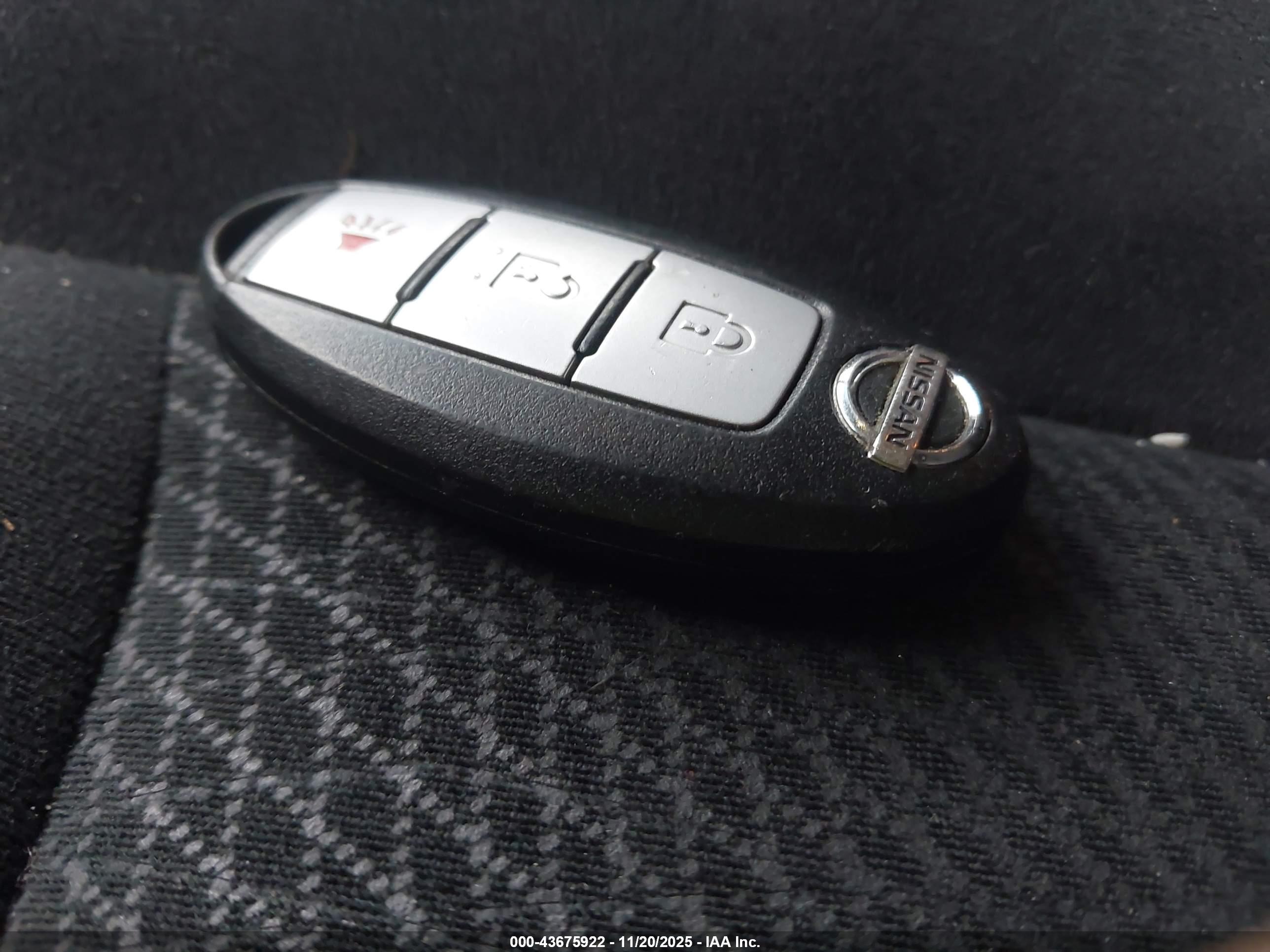 NISSAN PATHFINDER image 11