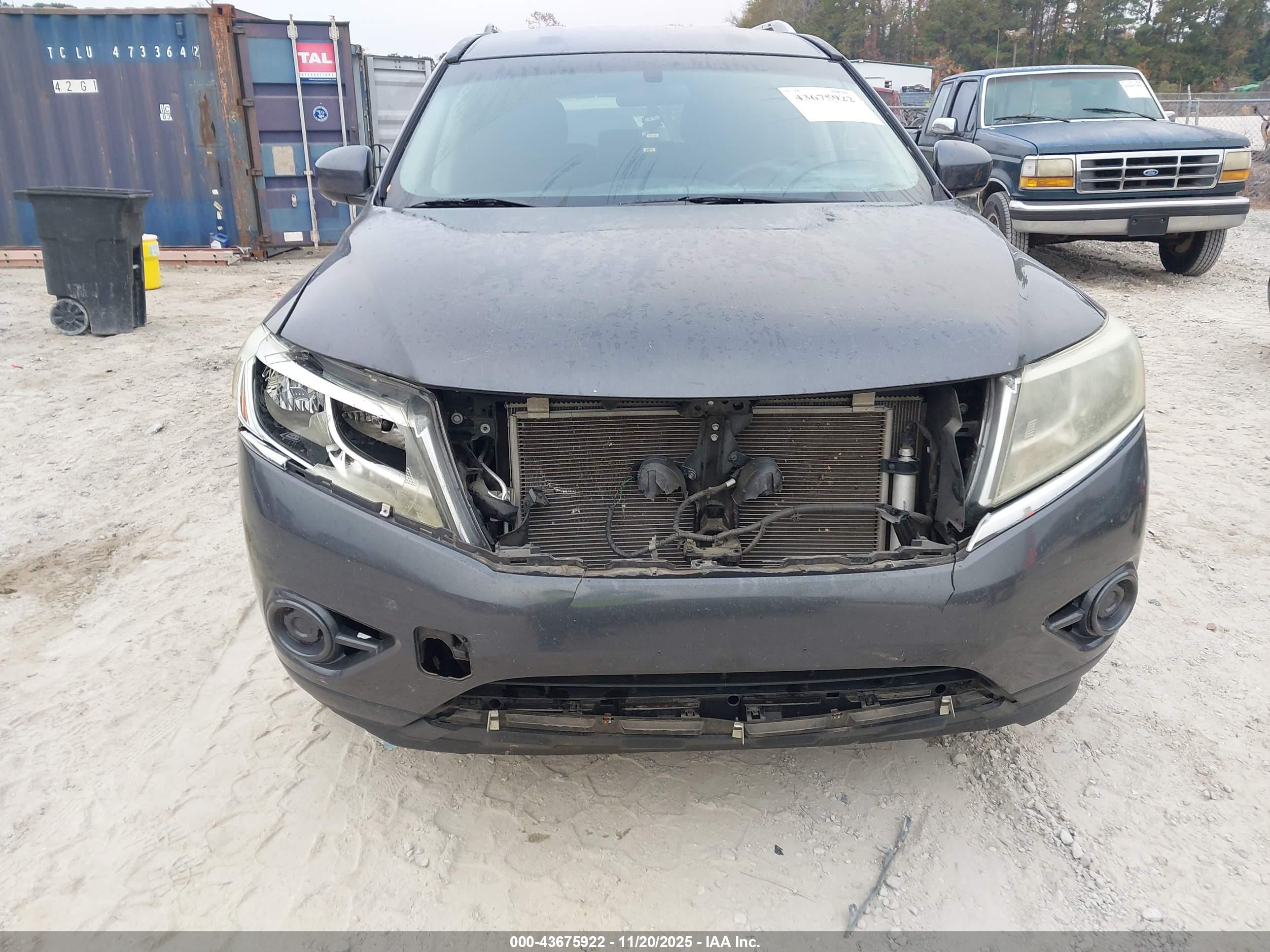 NISSAN PATHFINDER image 6
