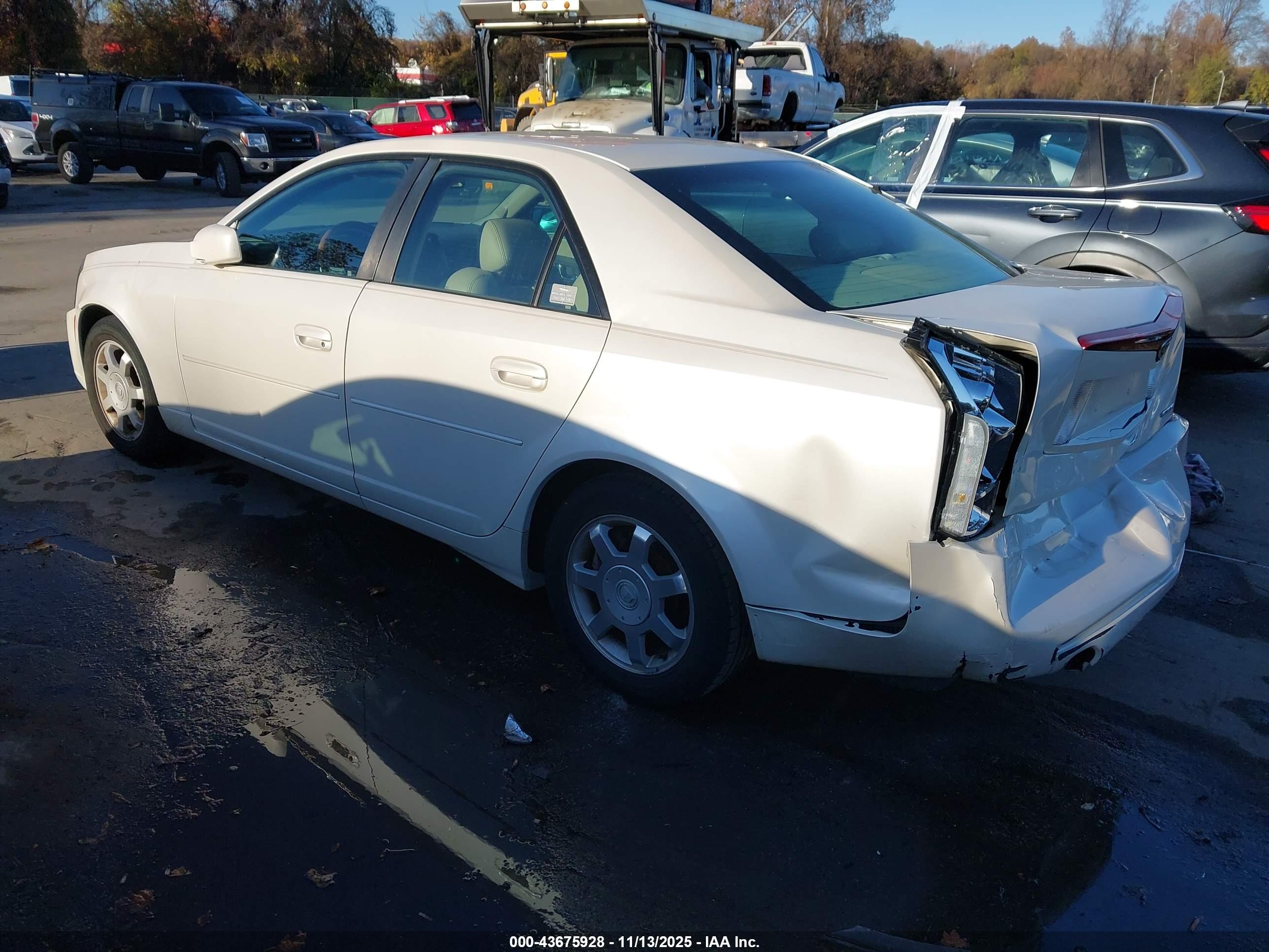 CADILLAC CTS image 3