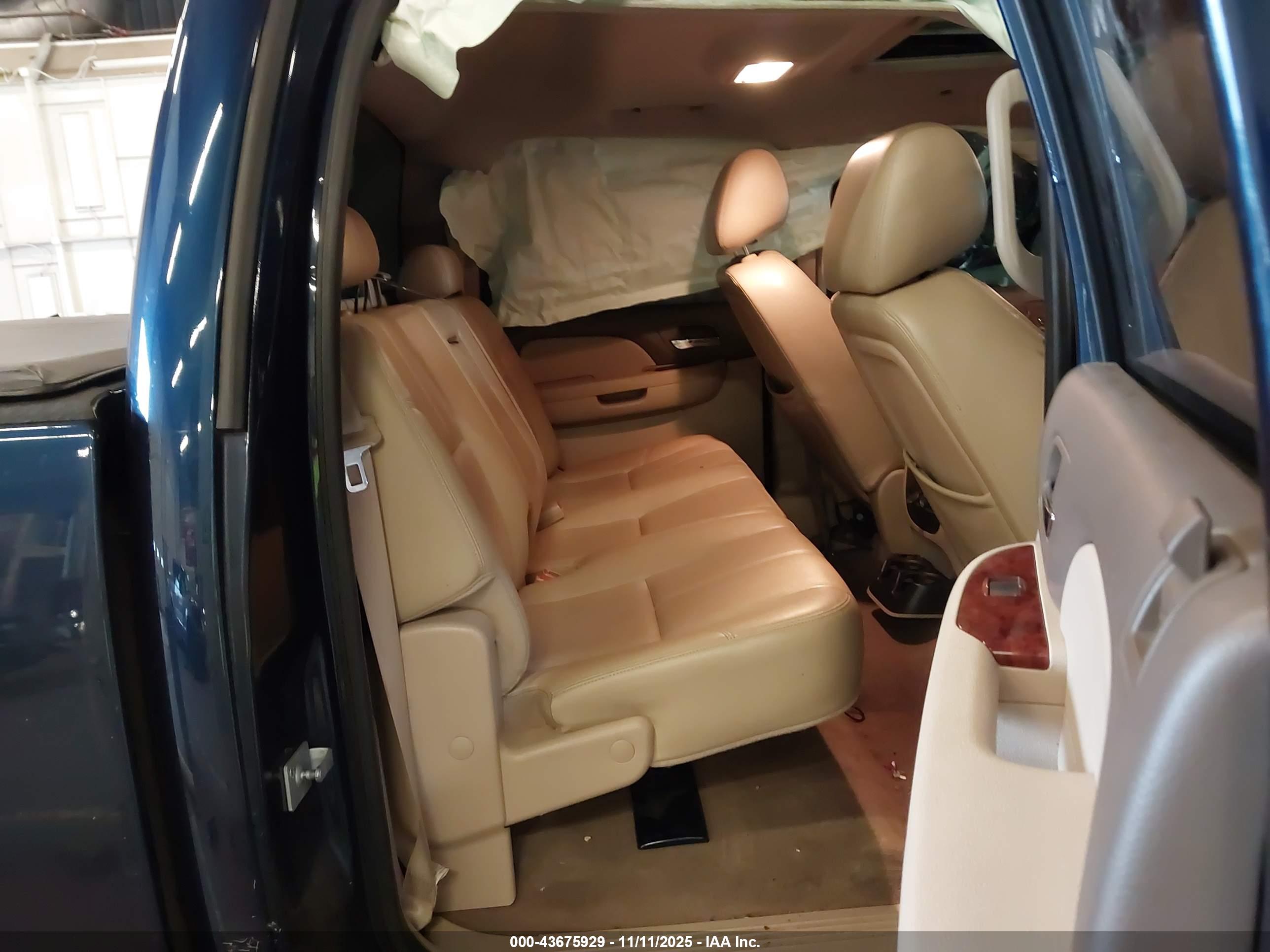GMC SIERRA image 8