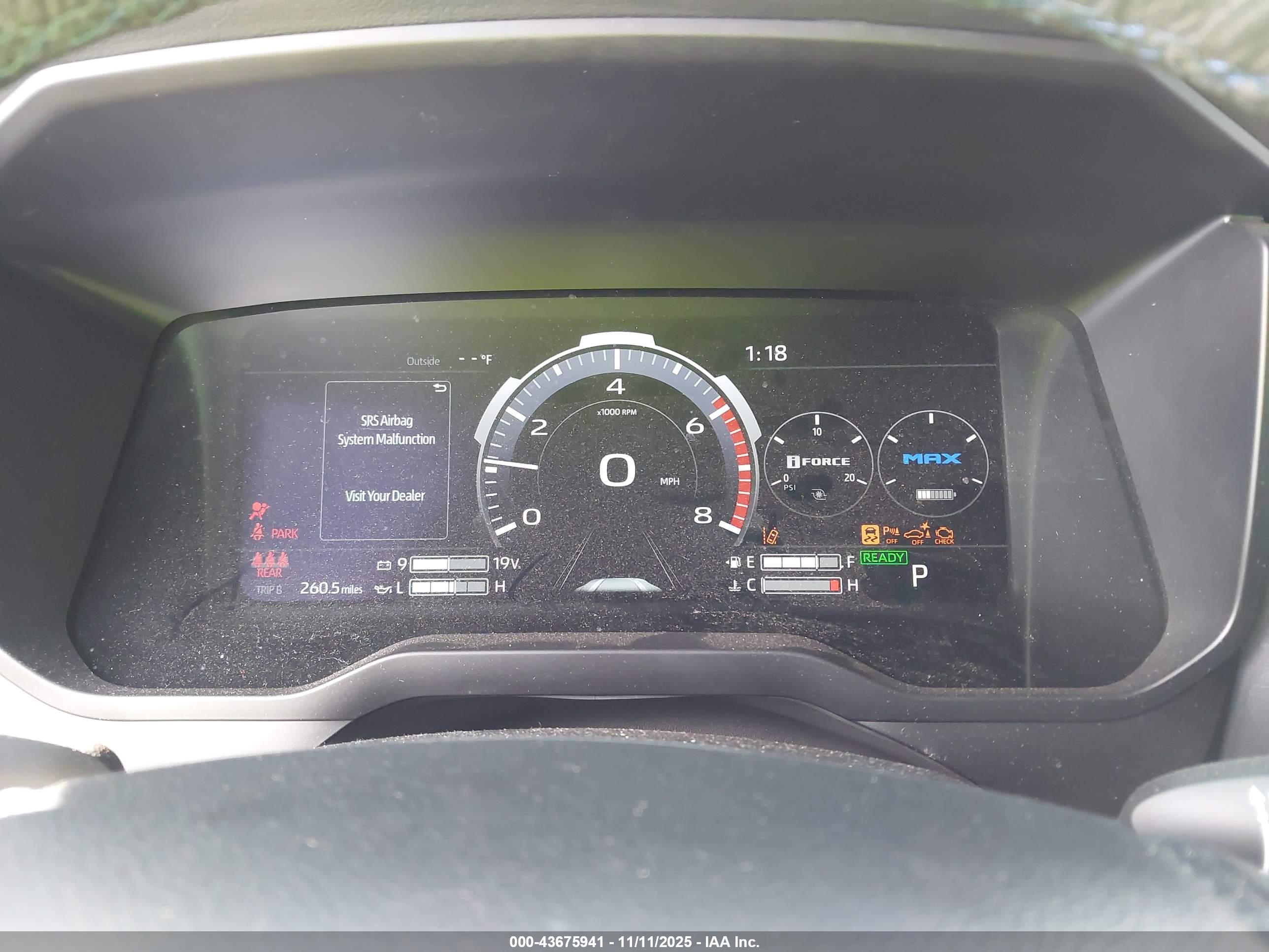 TOYOTA TUNDRA image 7