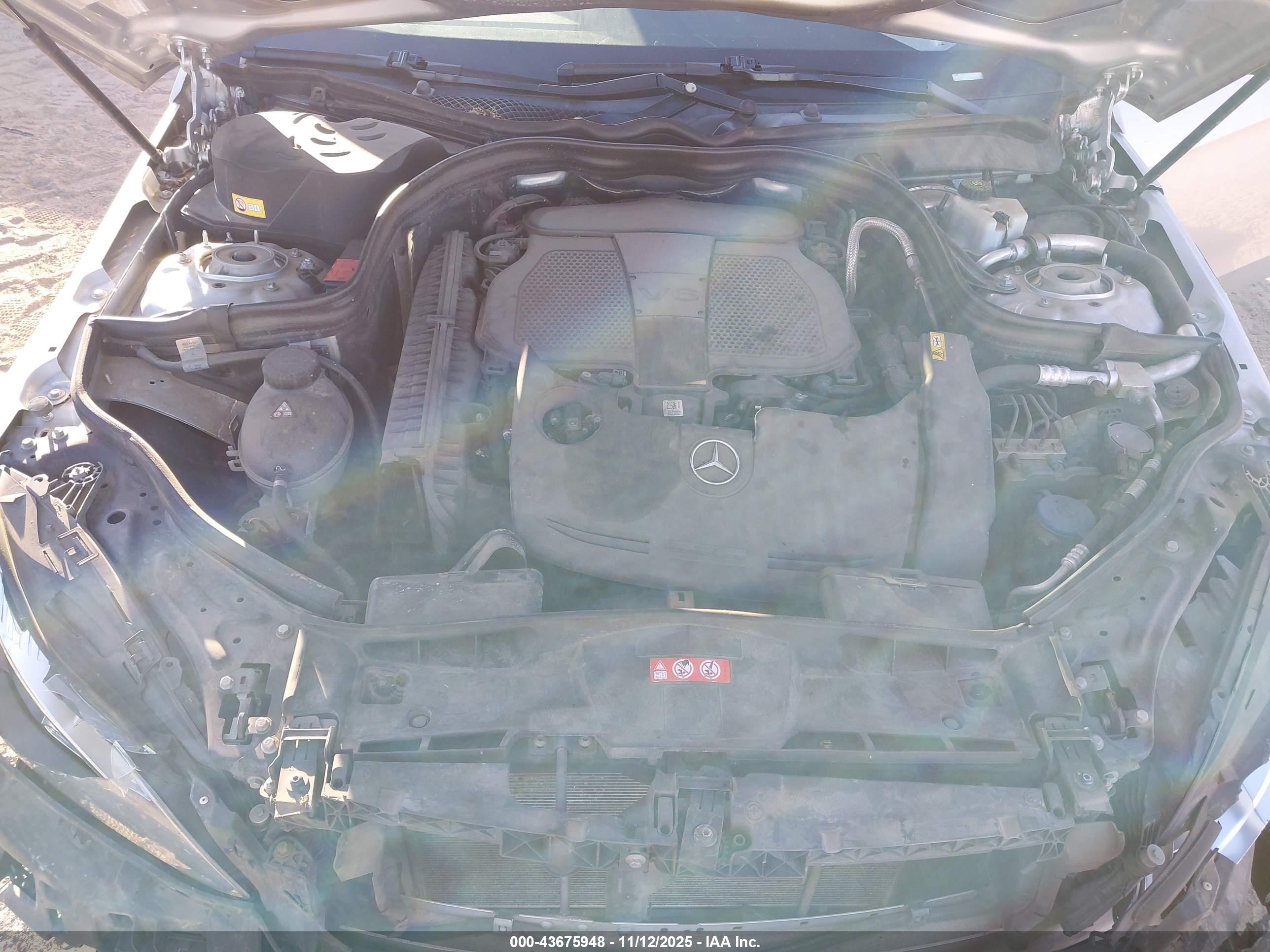 MERCEDES-BENZ E image 10