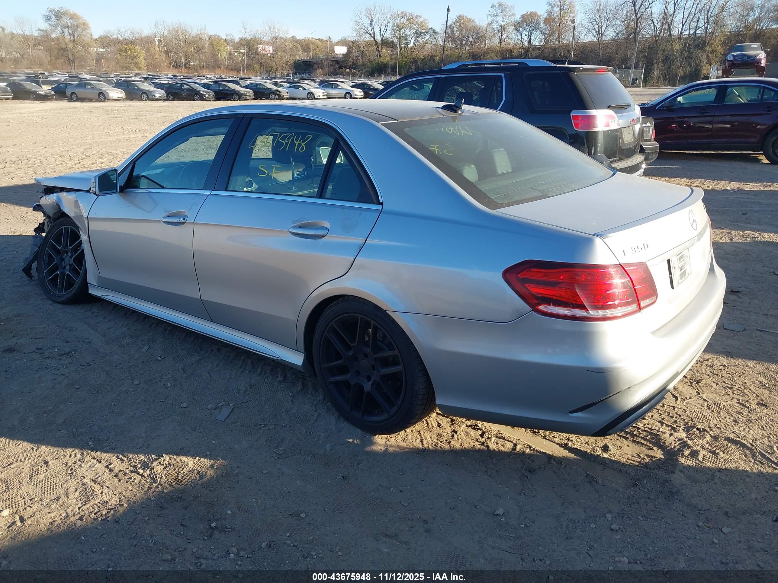 MERCEDES-BENZ E image 3
