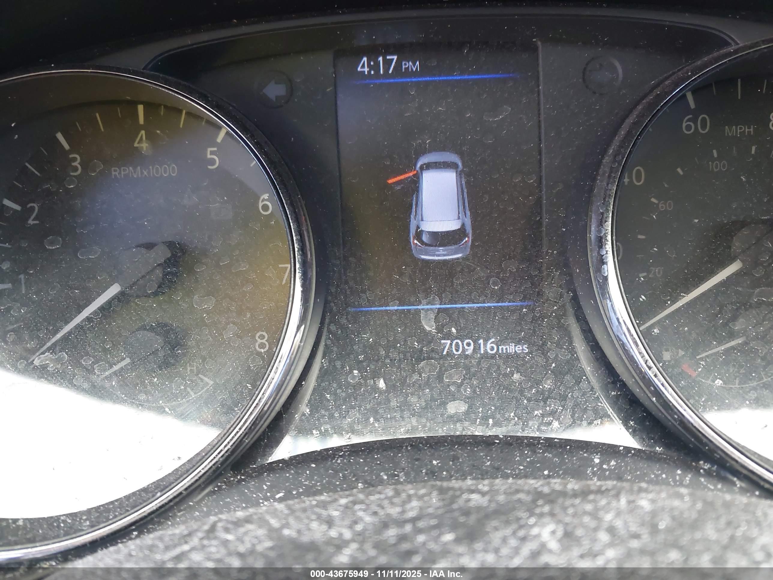 NISSAN ROGUE image 7