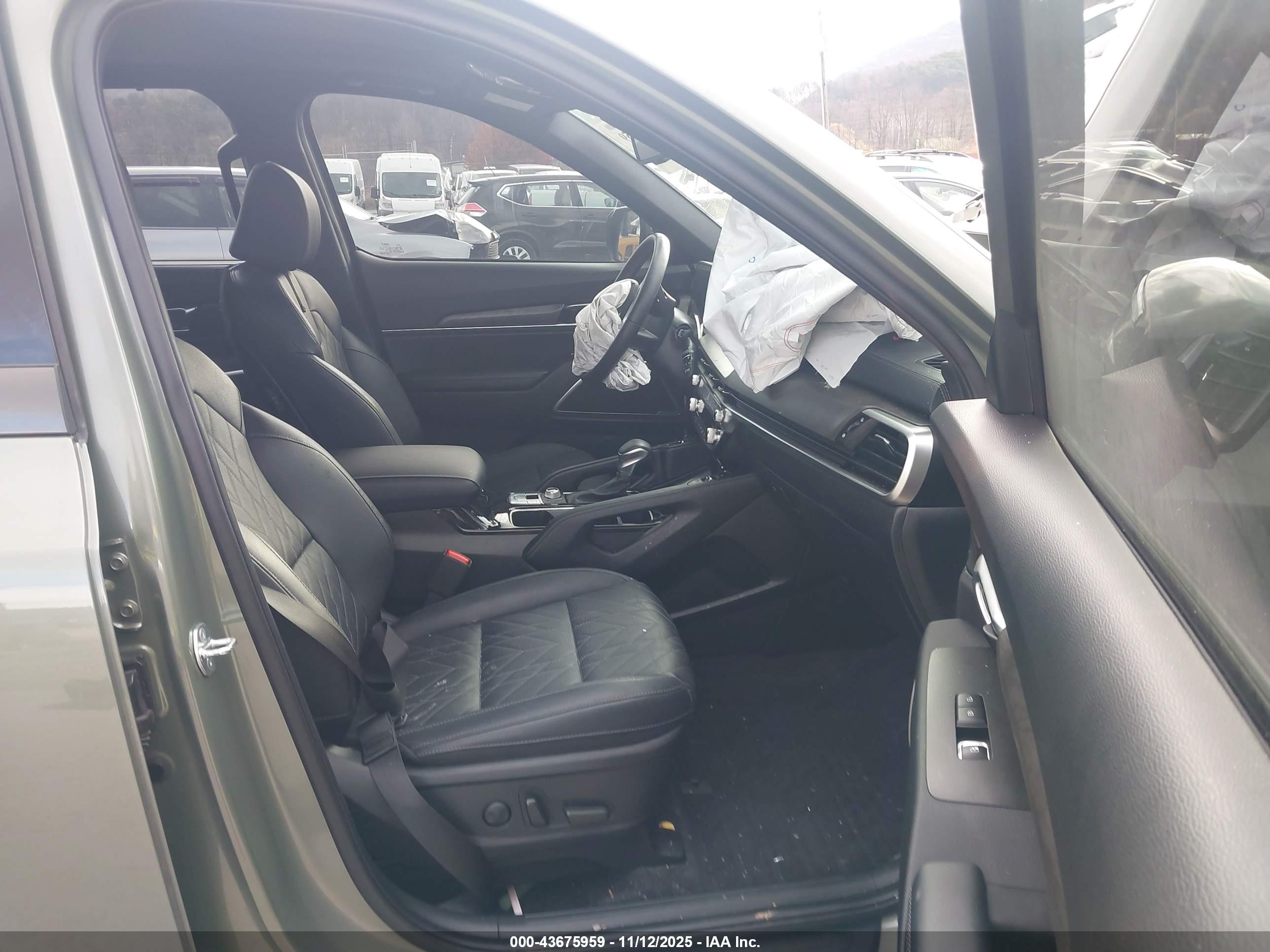 KIA TELLURIDE image 5