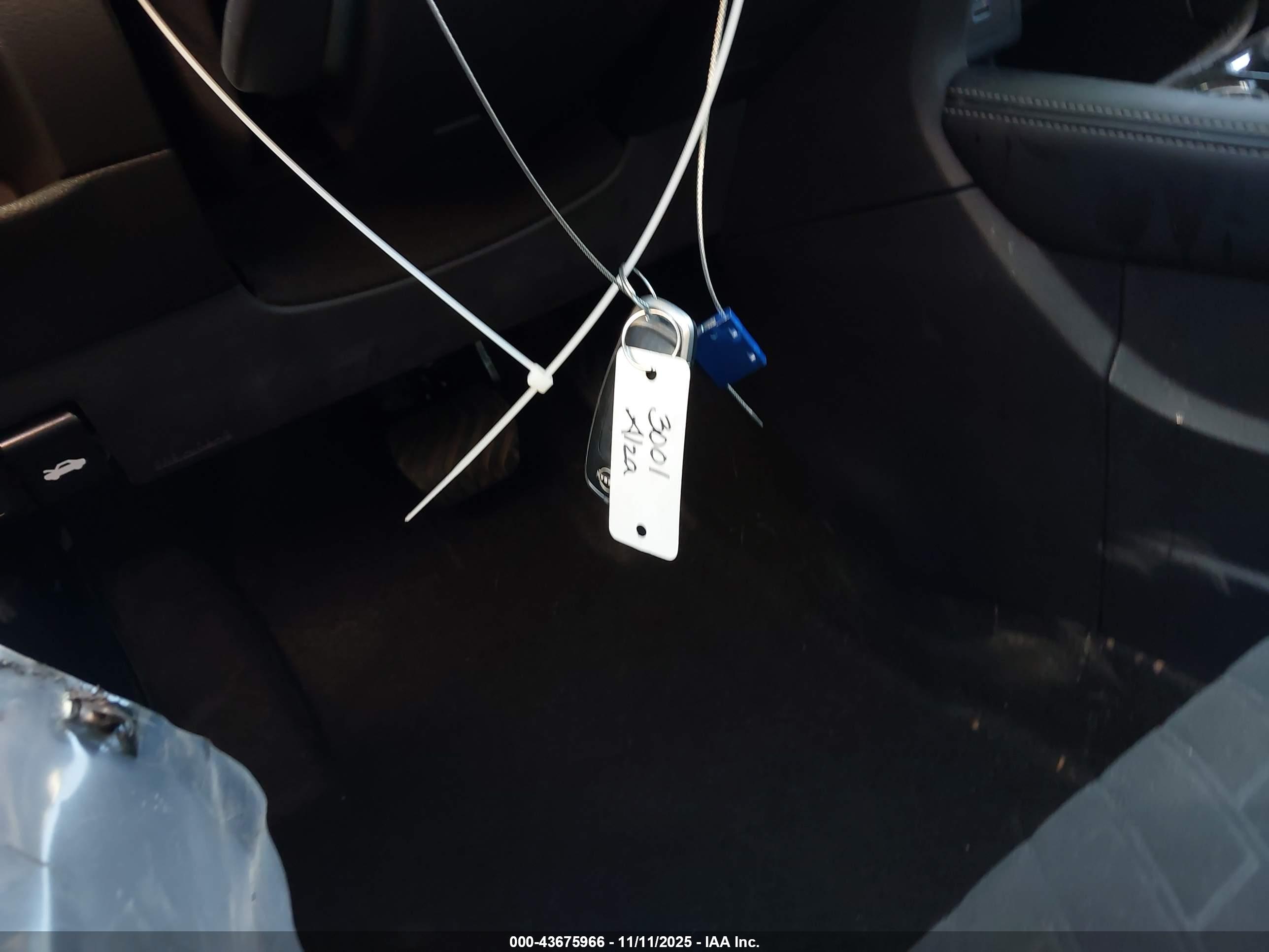 NISSAN KICKS image 11