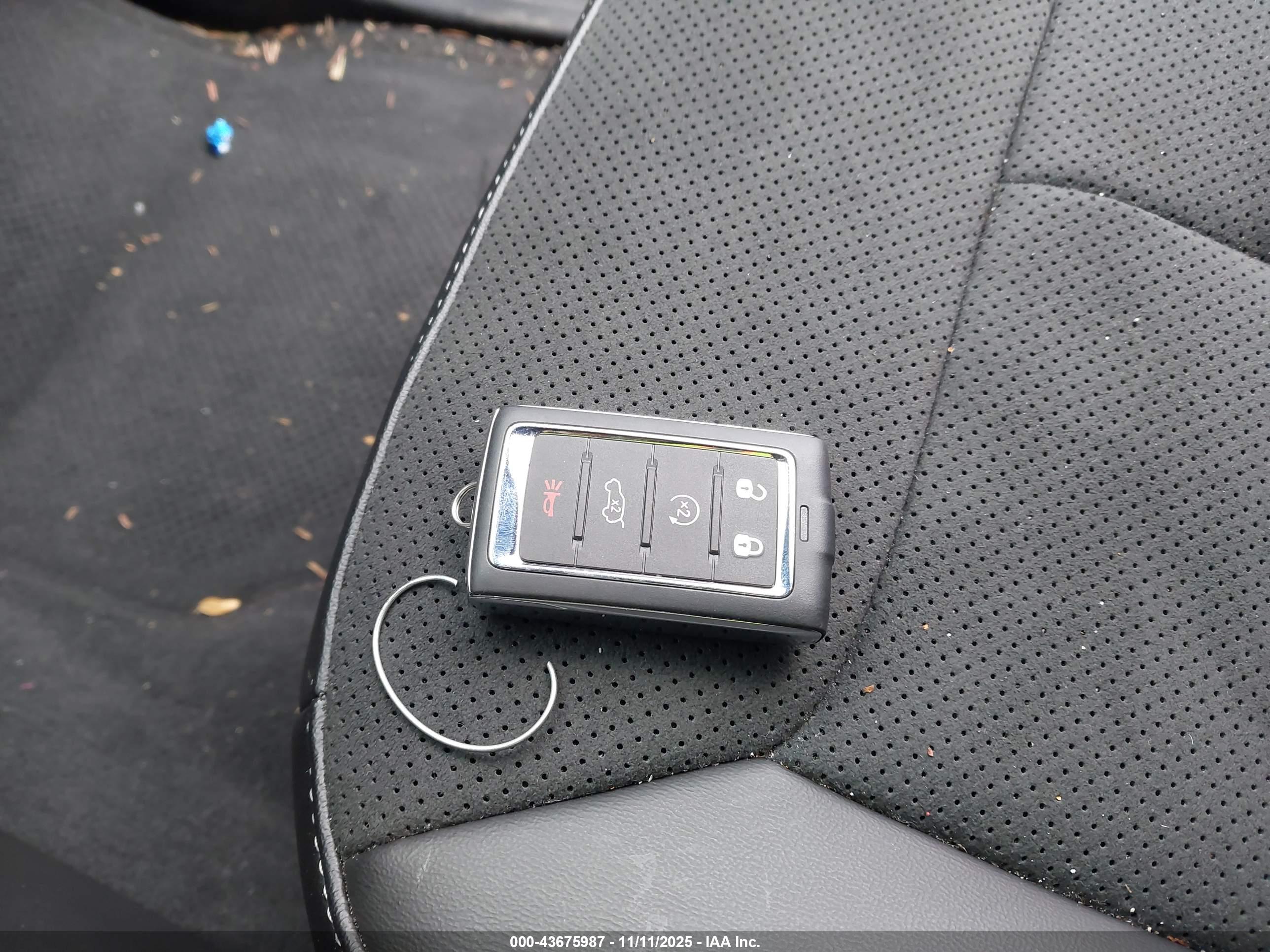 JEEP GRAND image 11