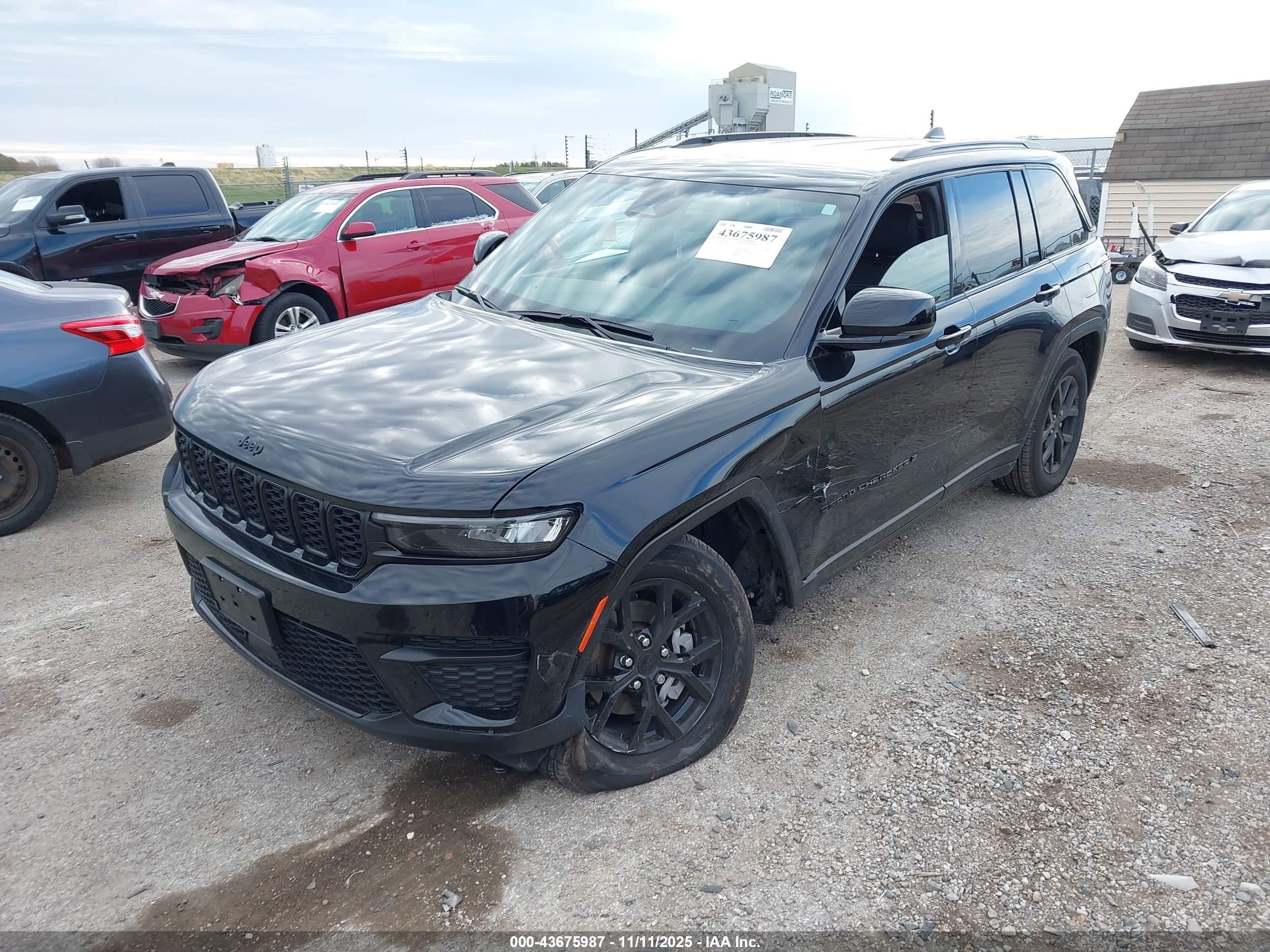 JEEP GRAND image 2