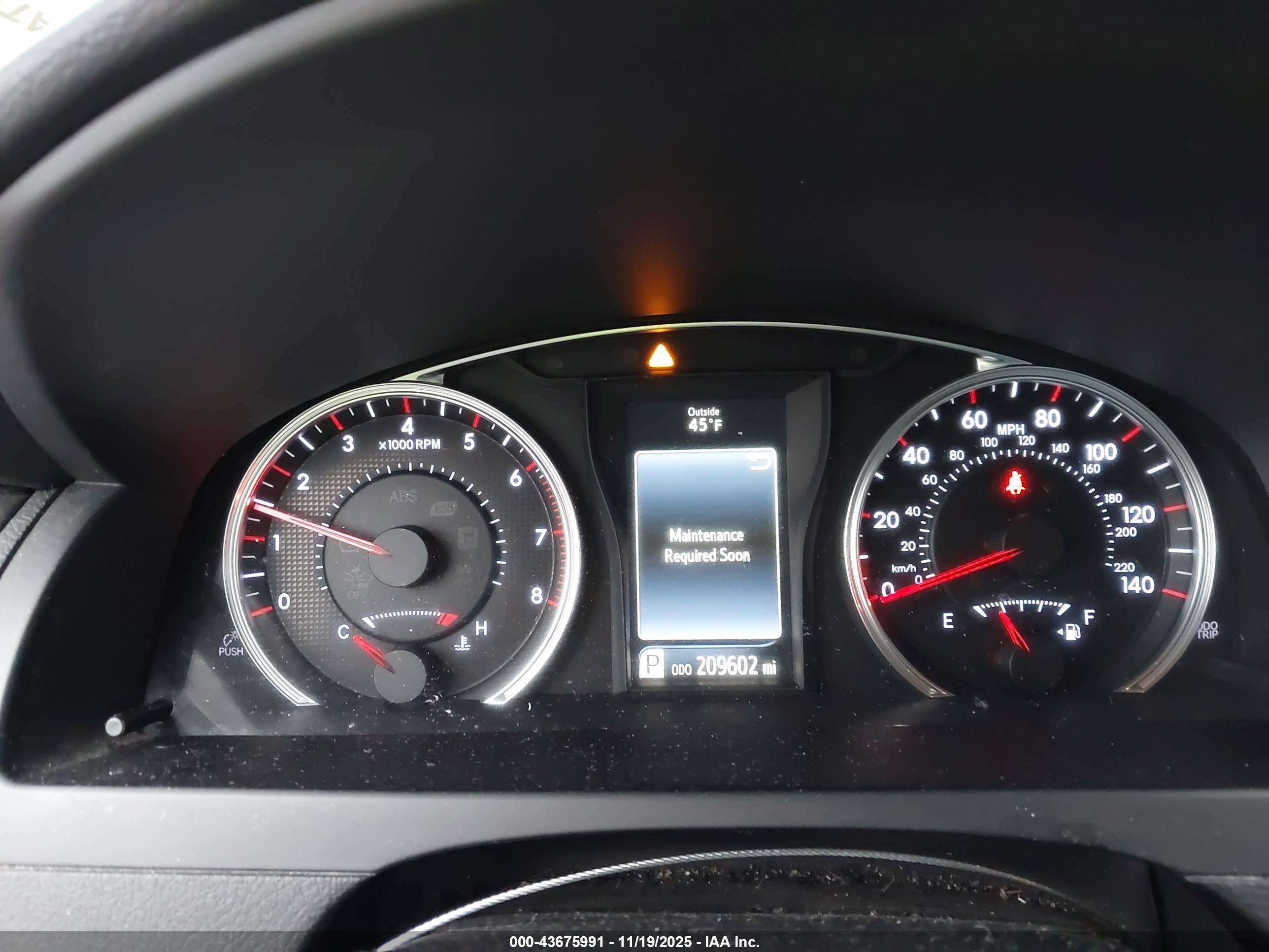 TOYOTA CAMRY image 7