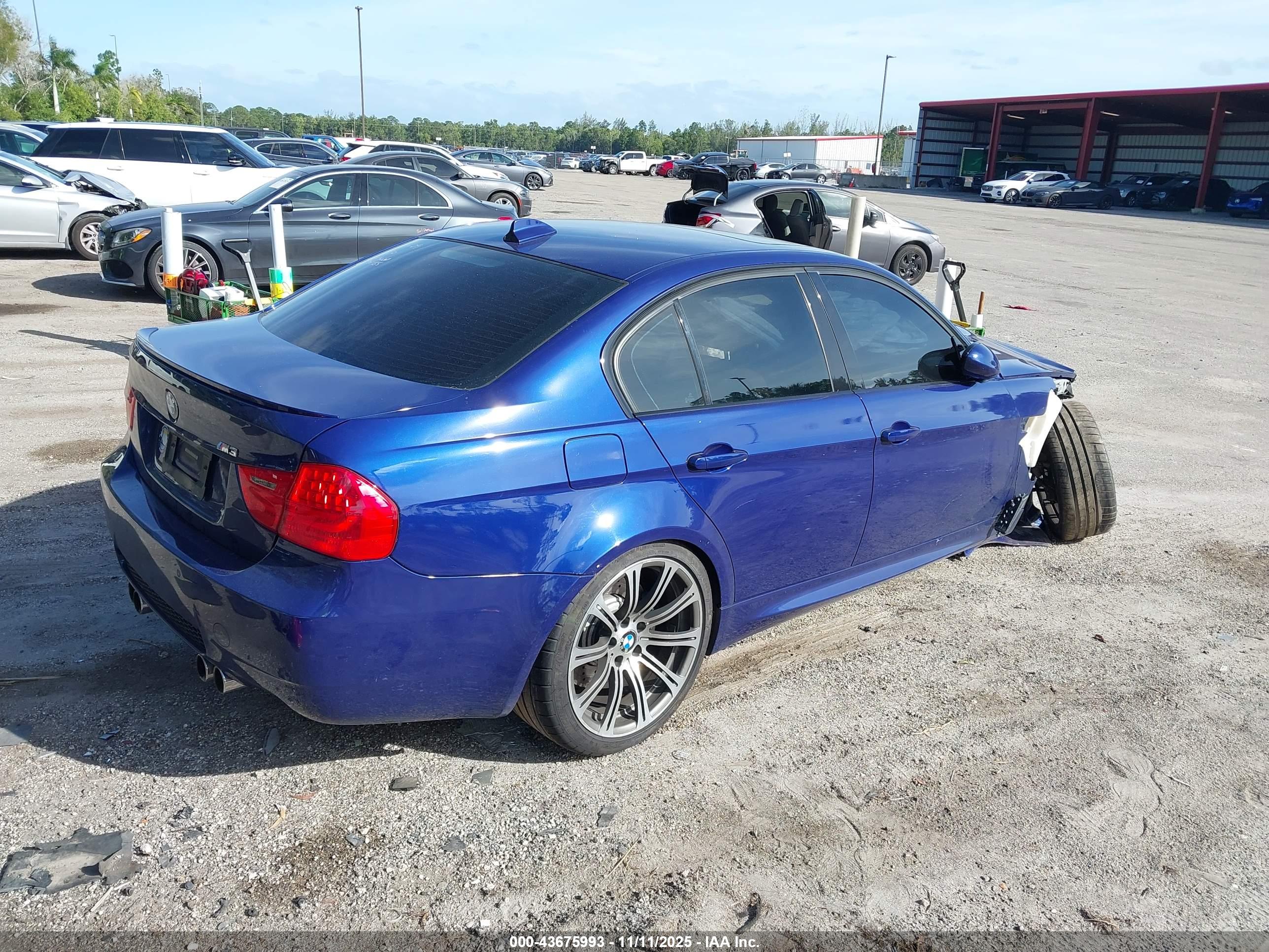 BMW M3 image 4
