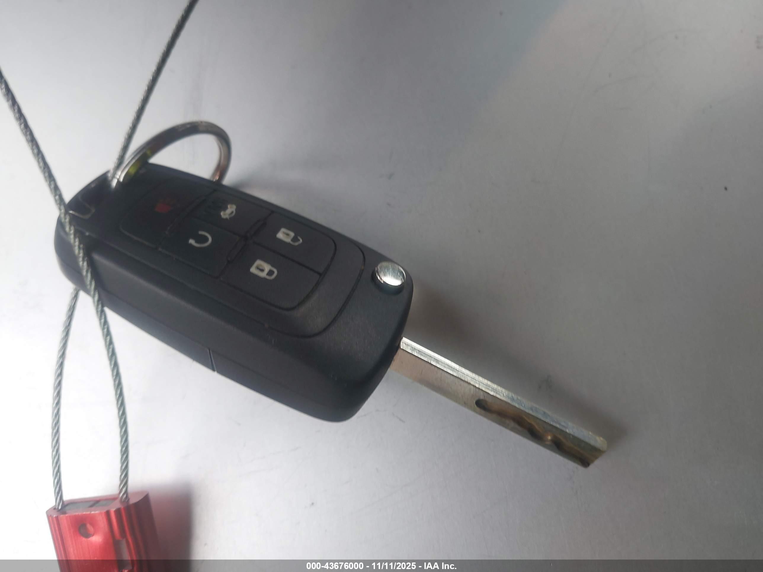 CHEVROLET EQUINOX image 11