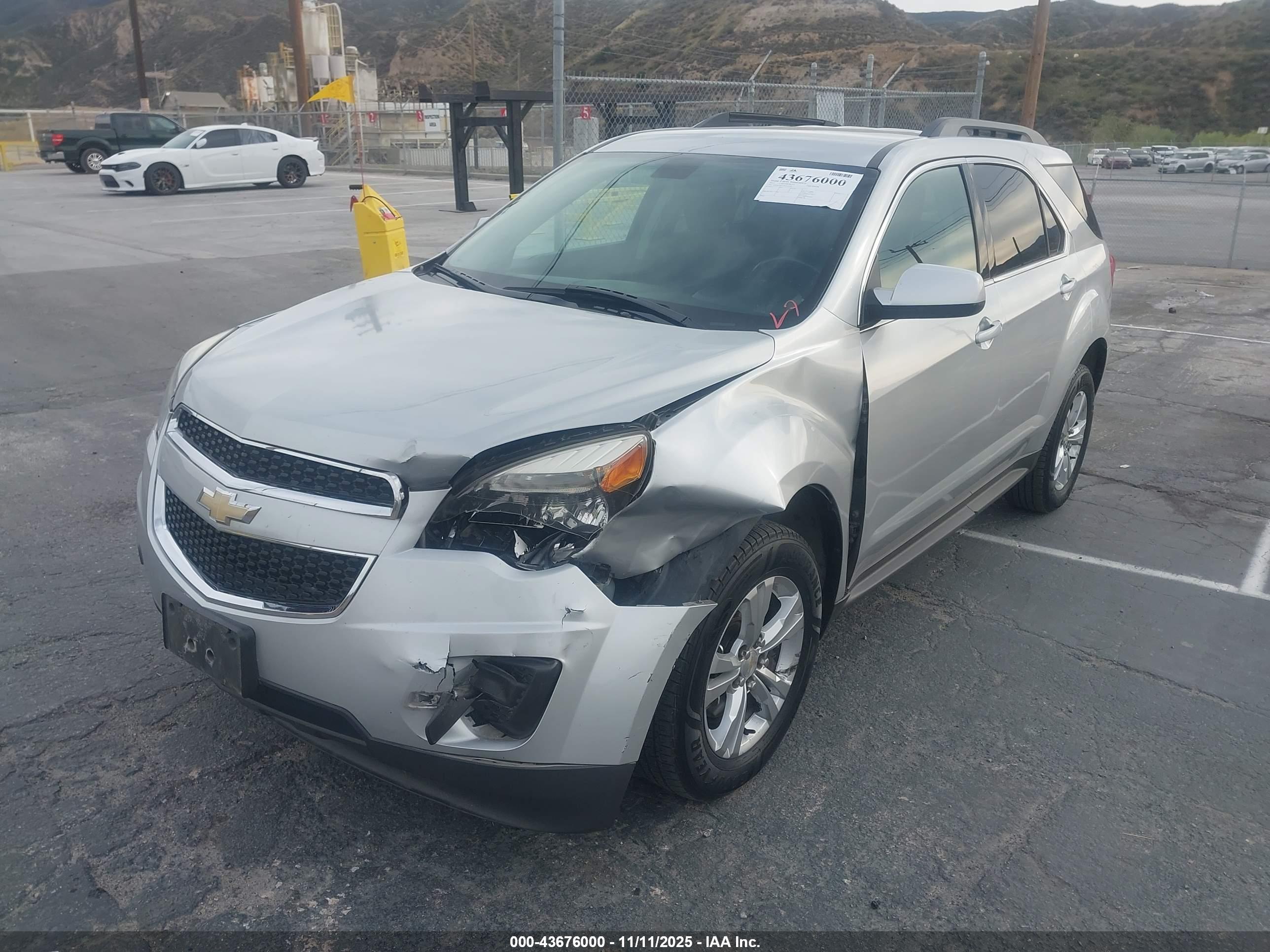 CHEVROLET EQUINOX image 2