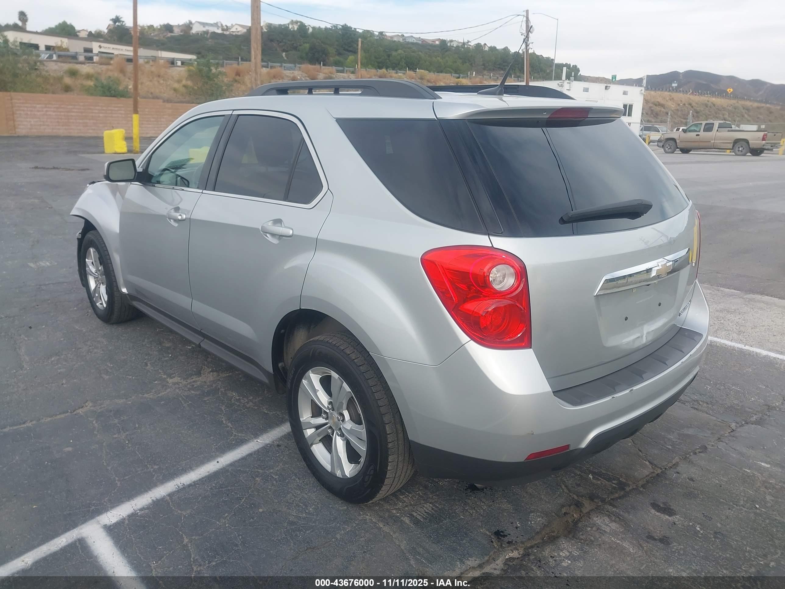 CHEVROLET EQUINOX image 3