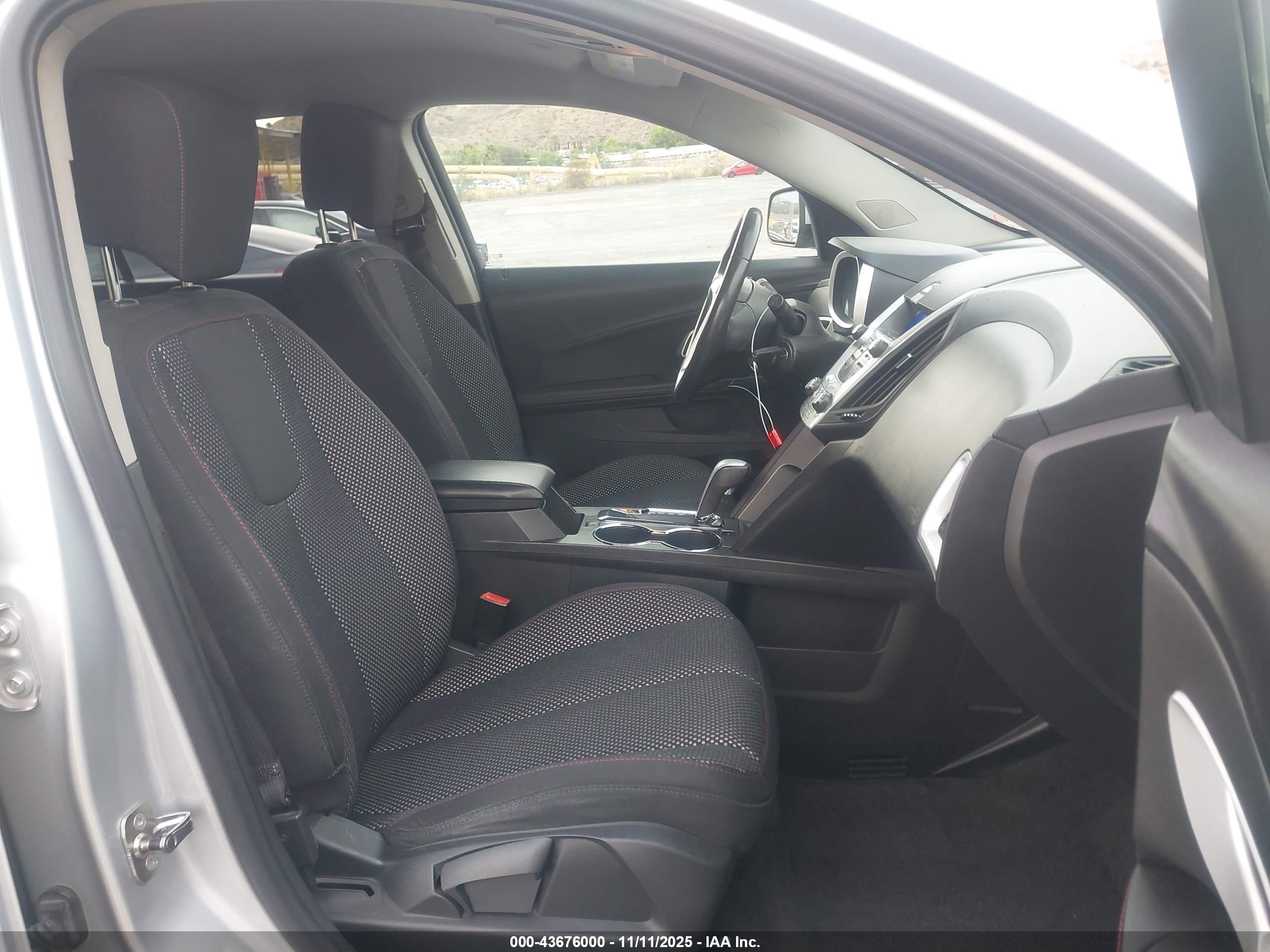 CHEVROLET EQUINOX image 5