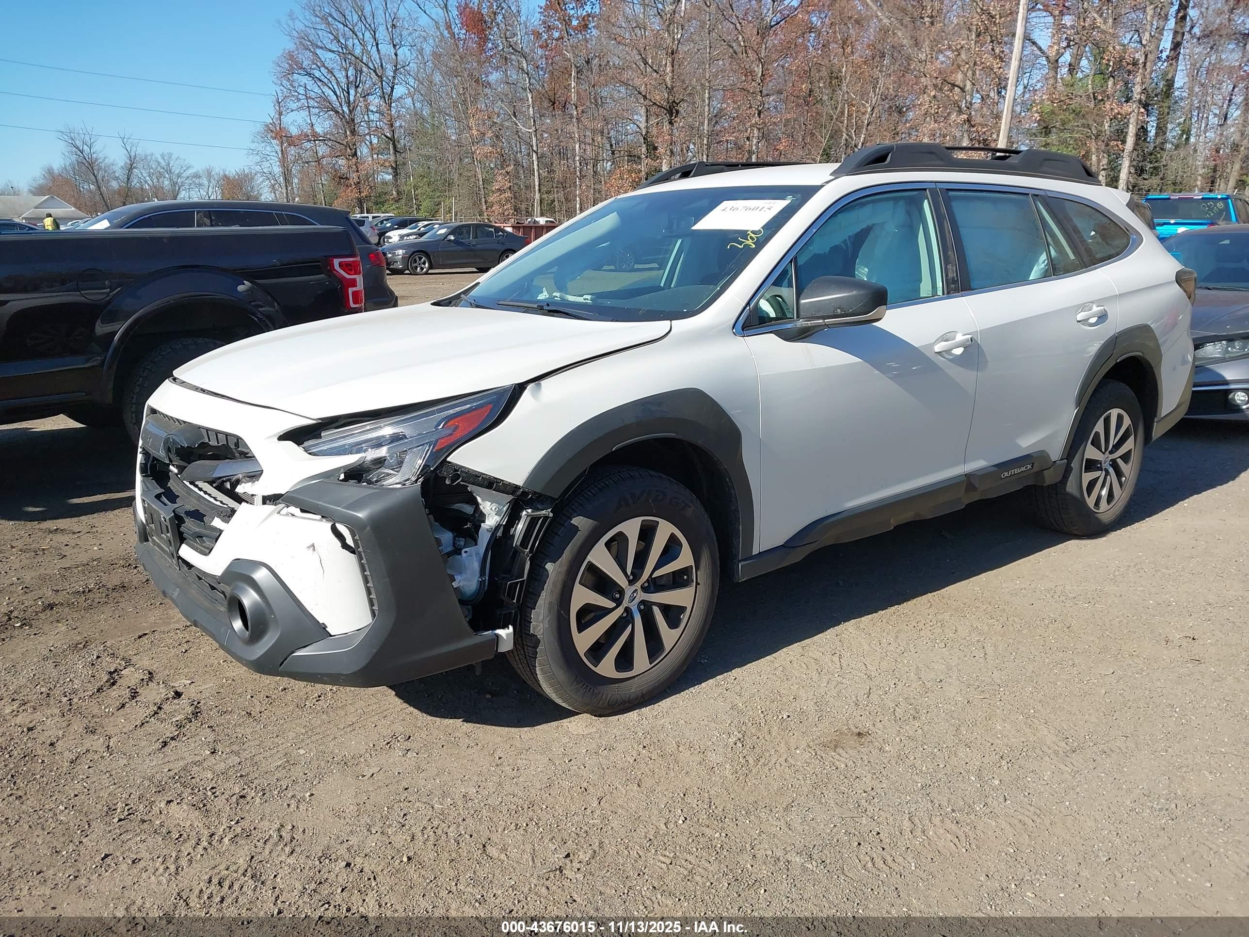 SUBARU OUTBACK image 2