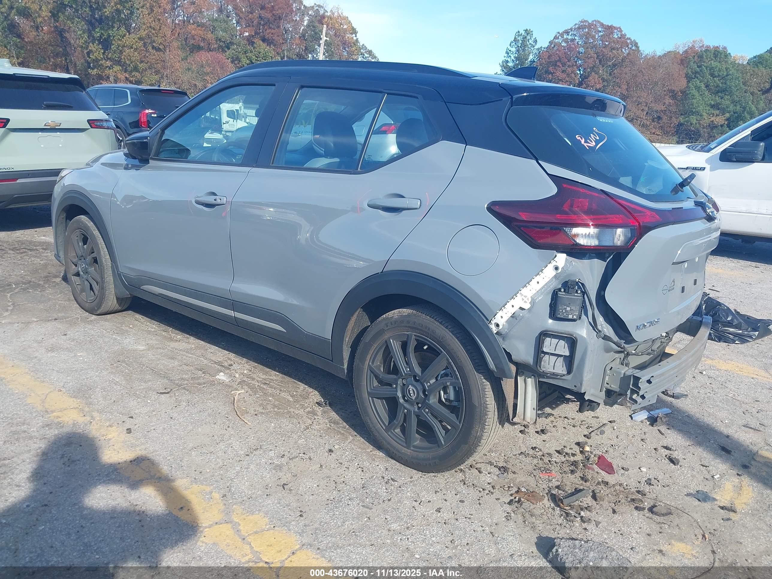 NISSAN KICKS image 3