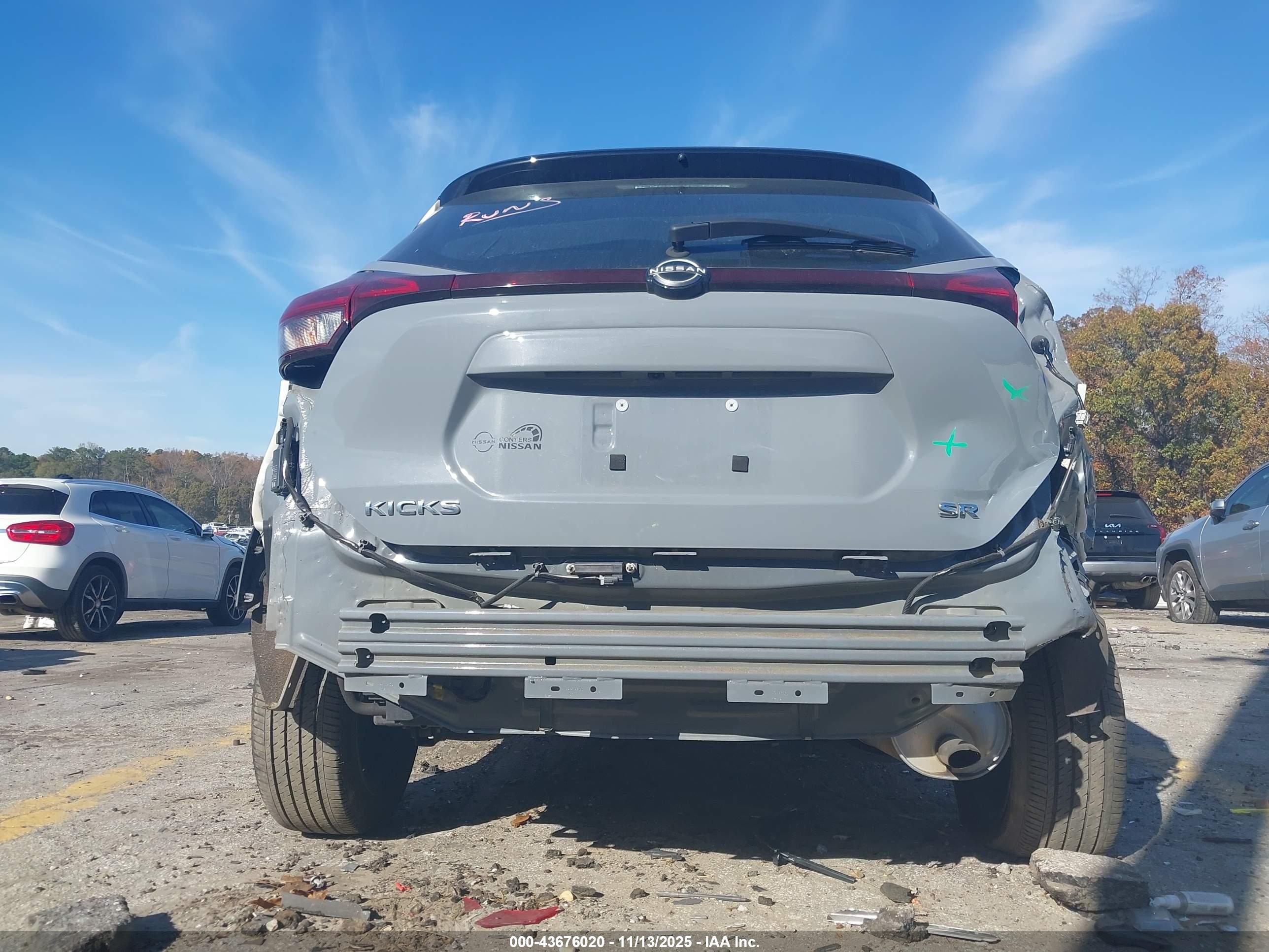 NISSAN KICKS image 6