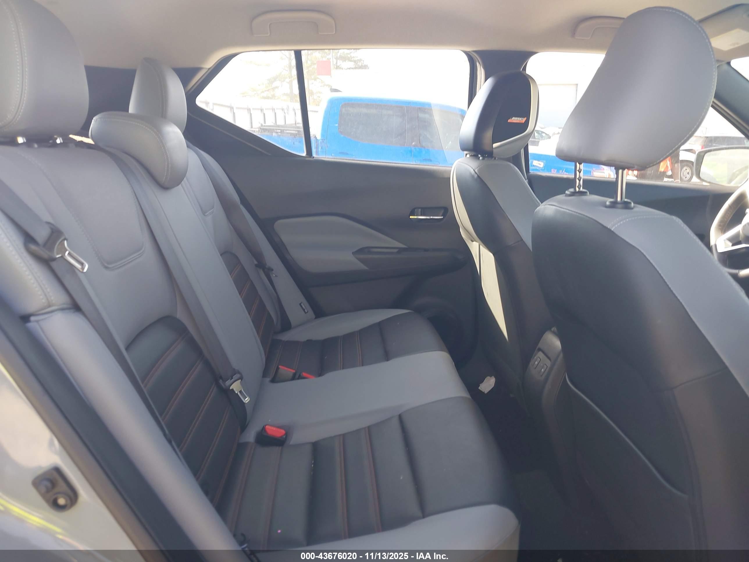 NISSAN KICKS image 8