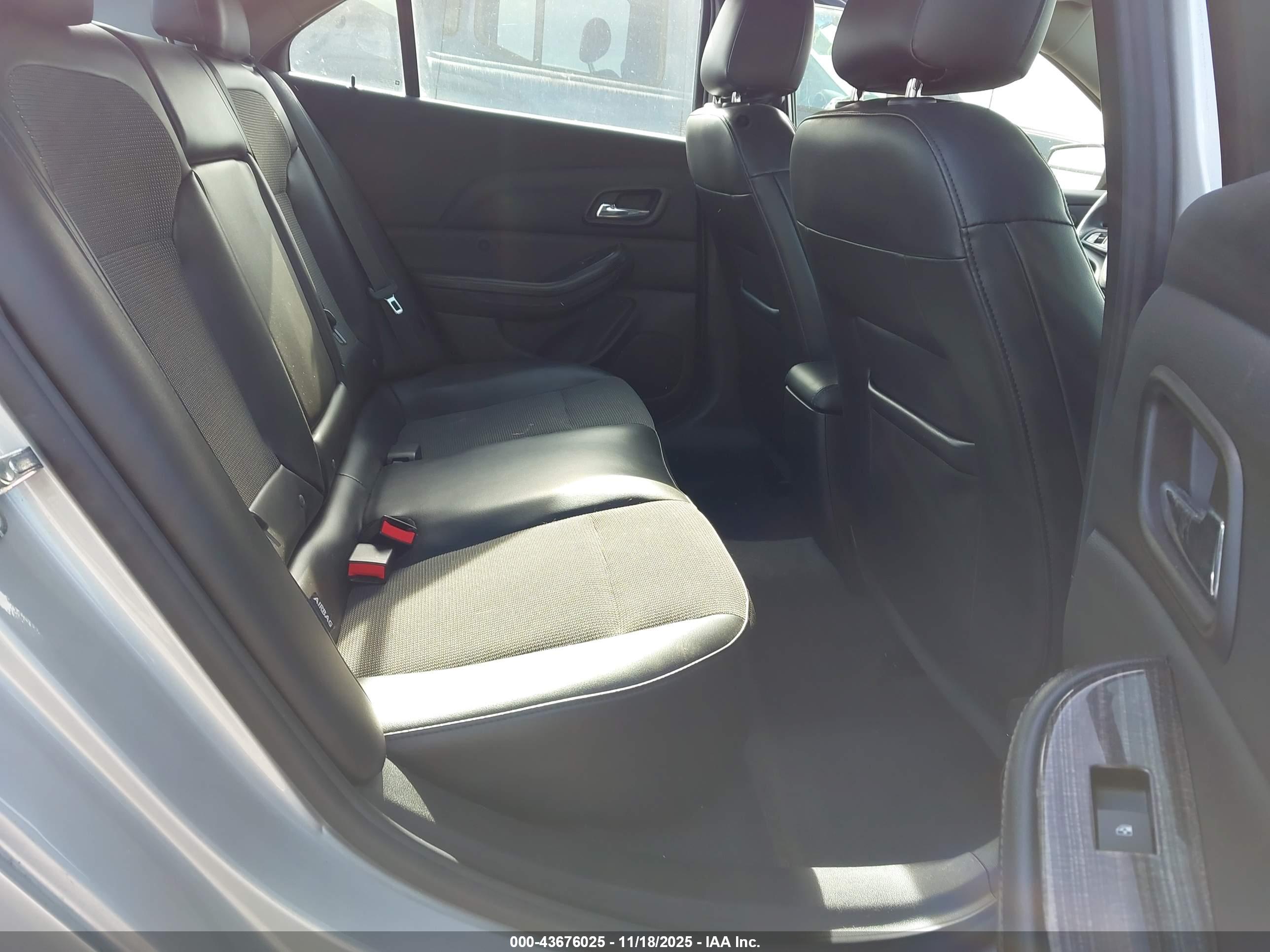 CHEVROLET MALIBU image 8