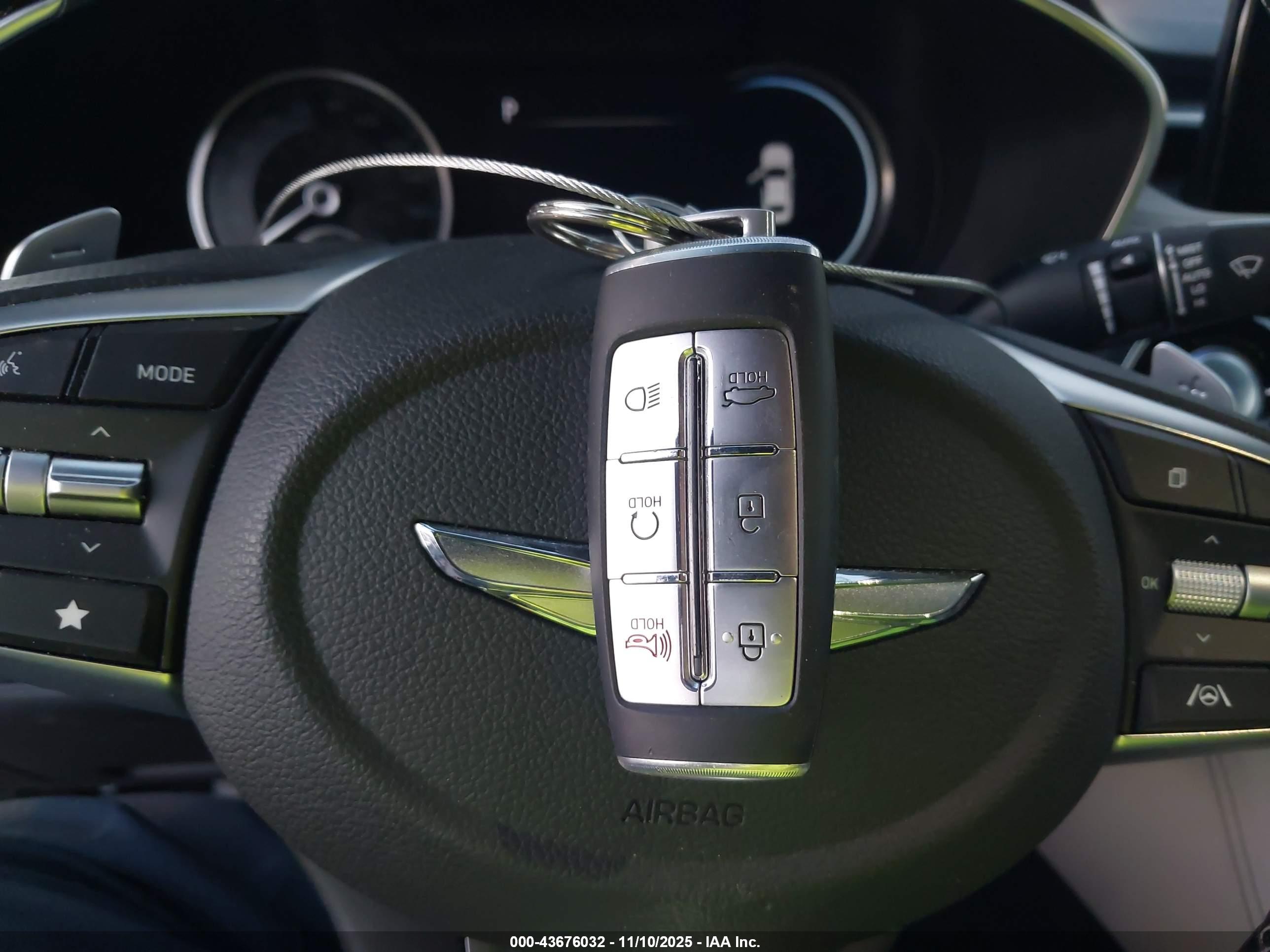 GENESIS G70 image 11