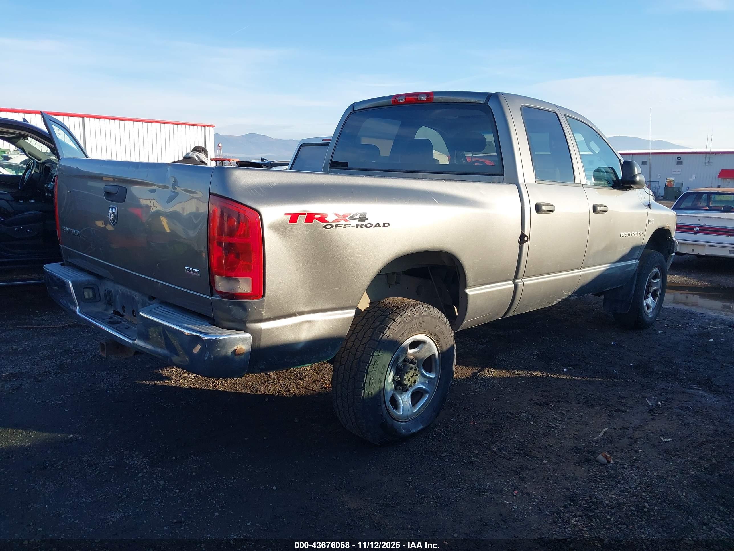 DODGE RAM image 4