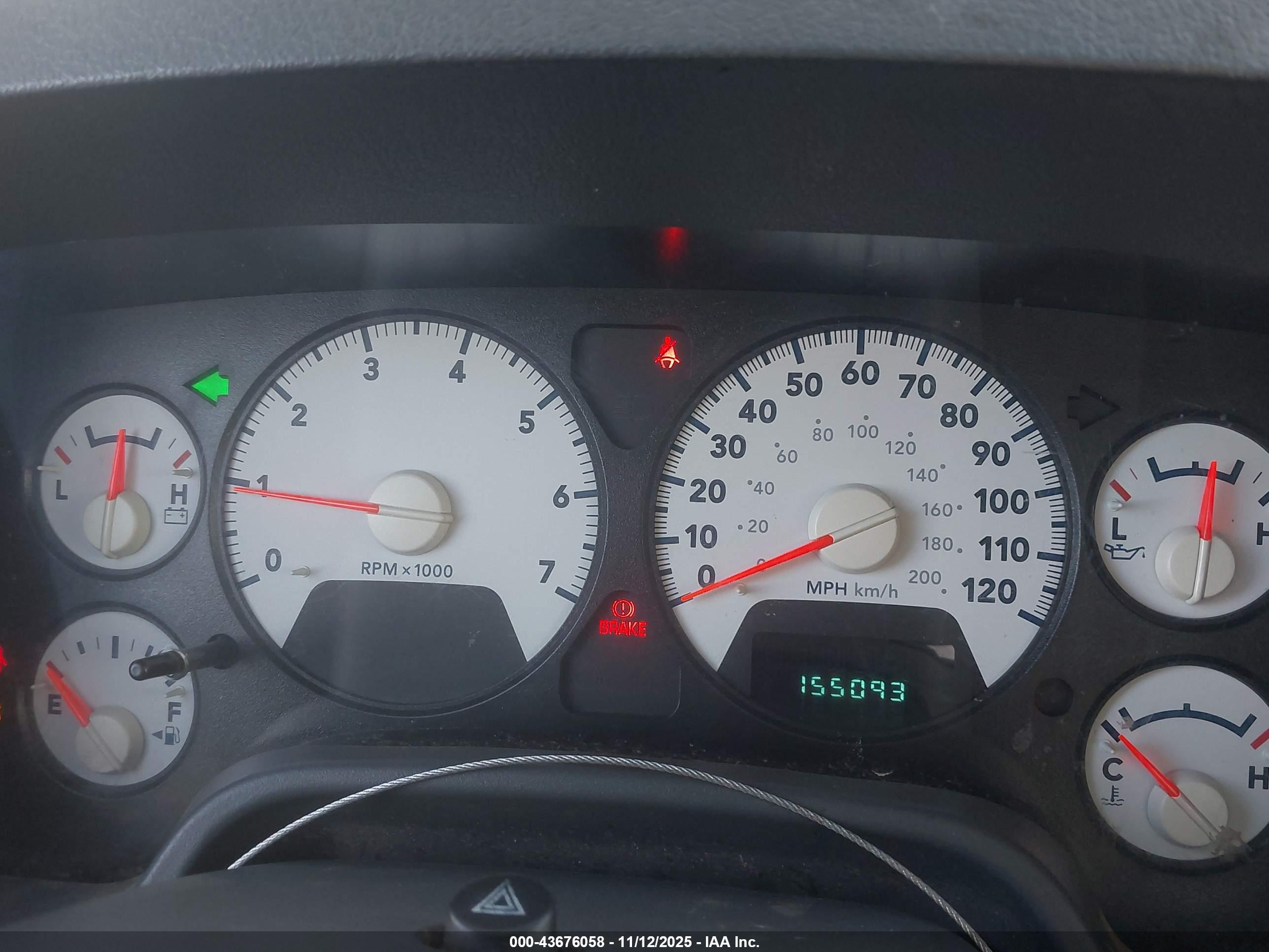 DODGE RAM image 7
