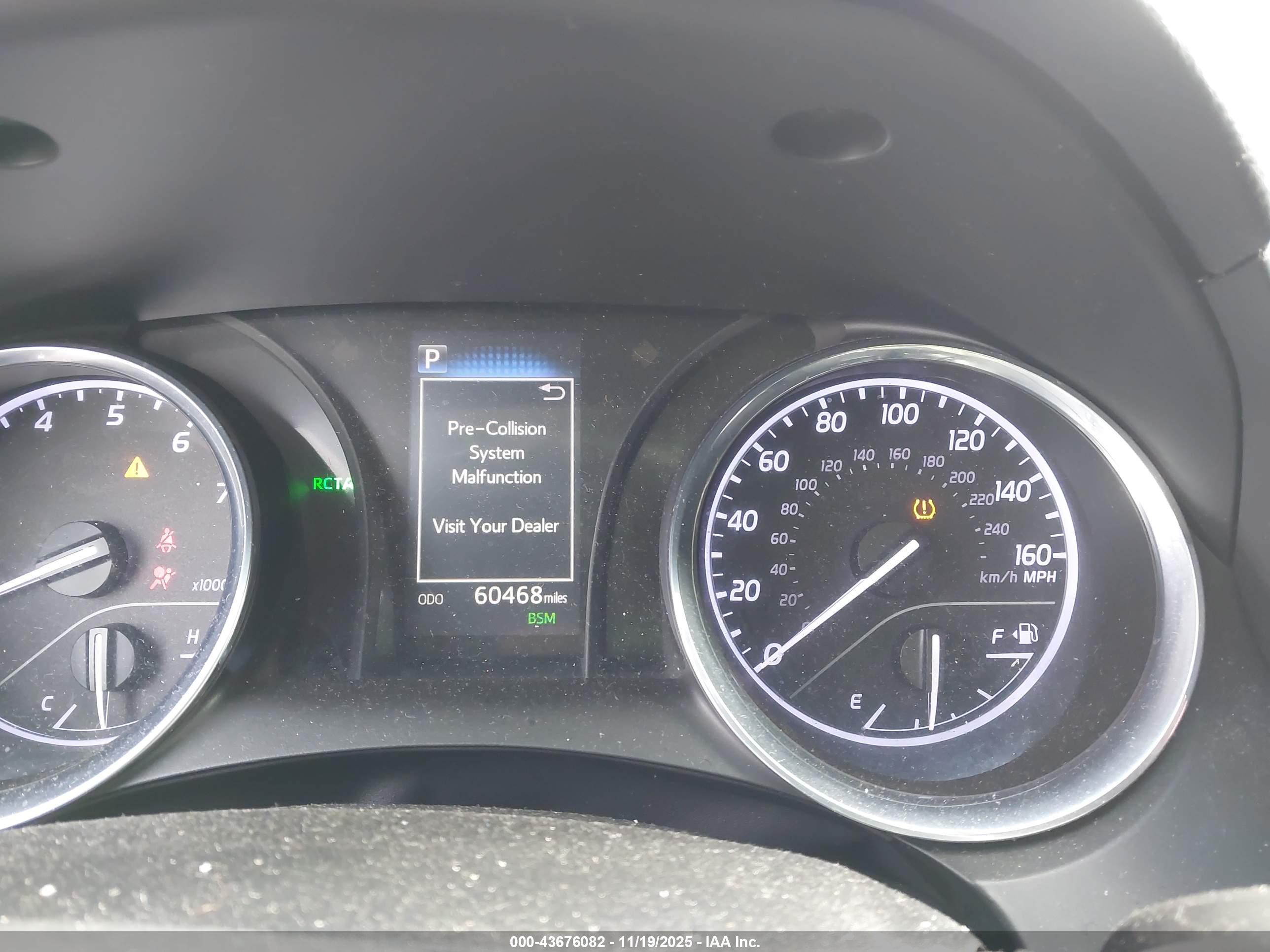 TOYOTA CAMRY image 7