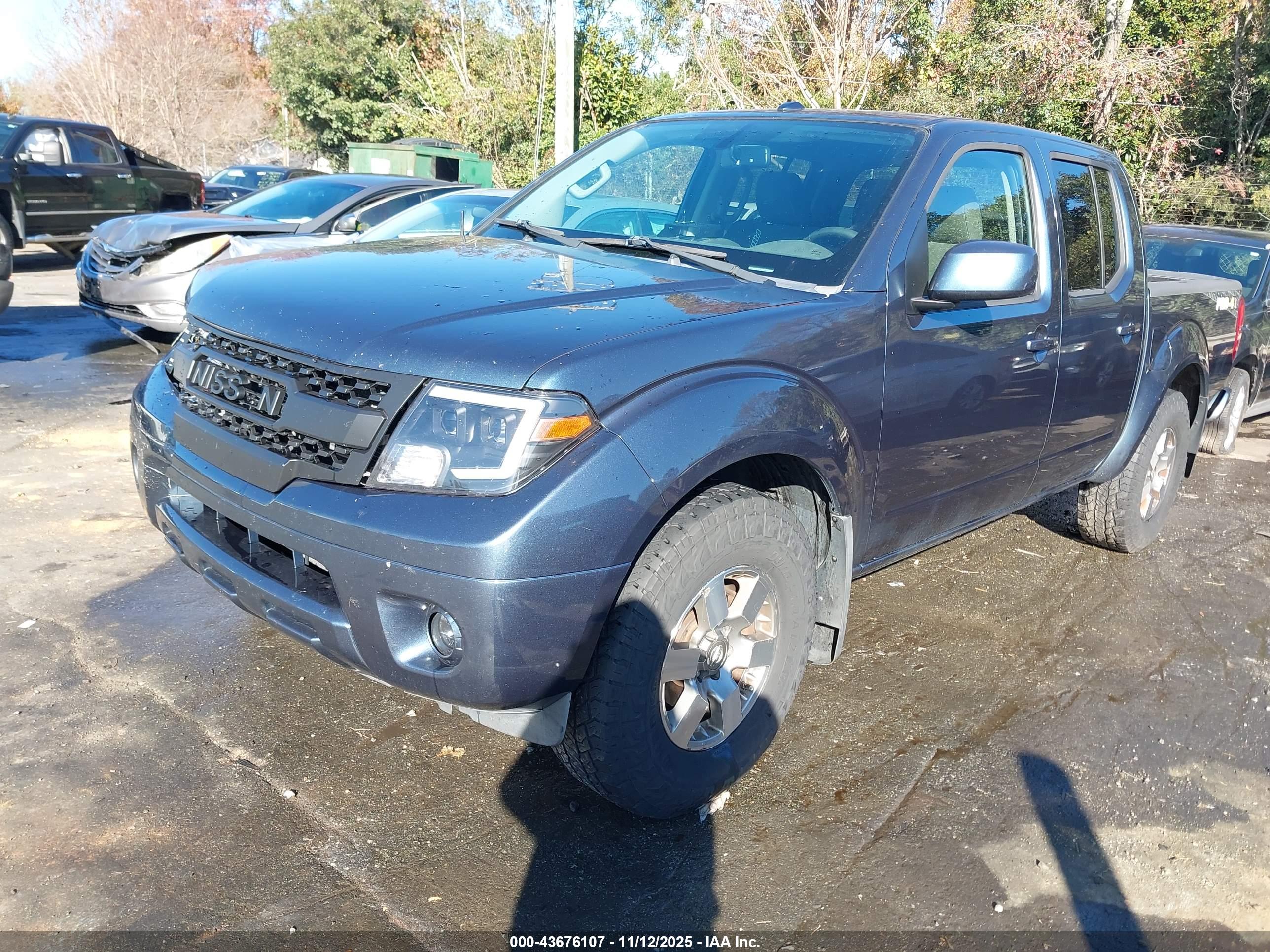 NISSAN FRONTIER image 2