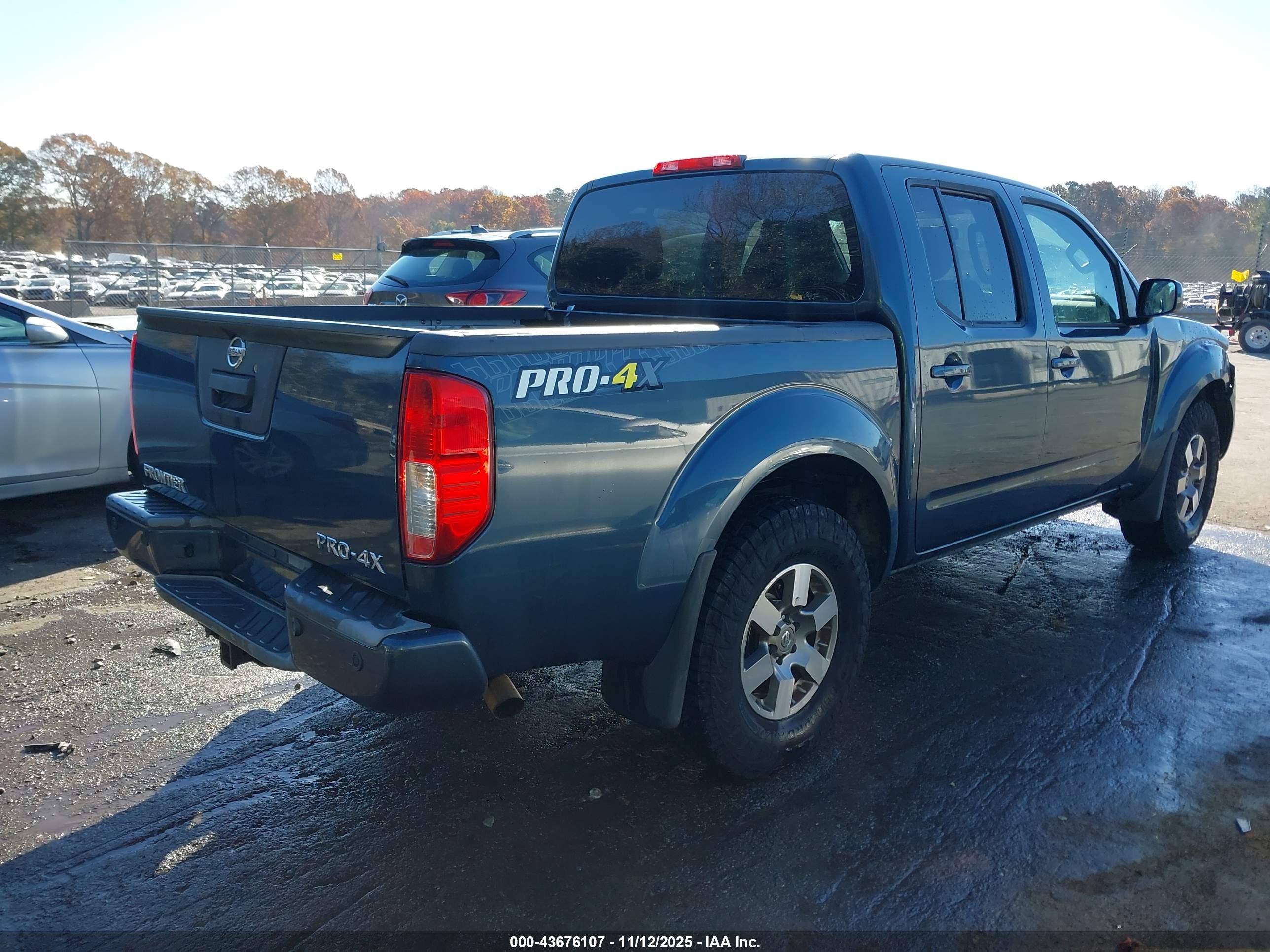 NISSAN FRONTIER image 4