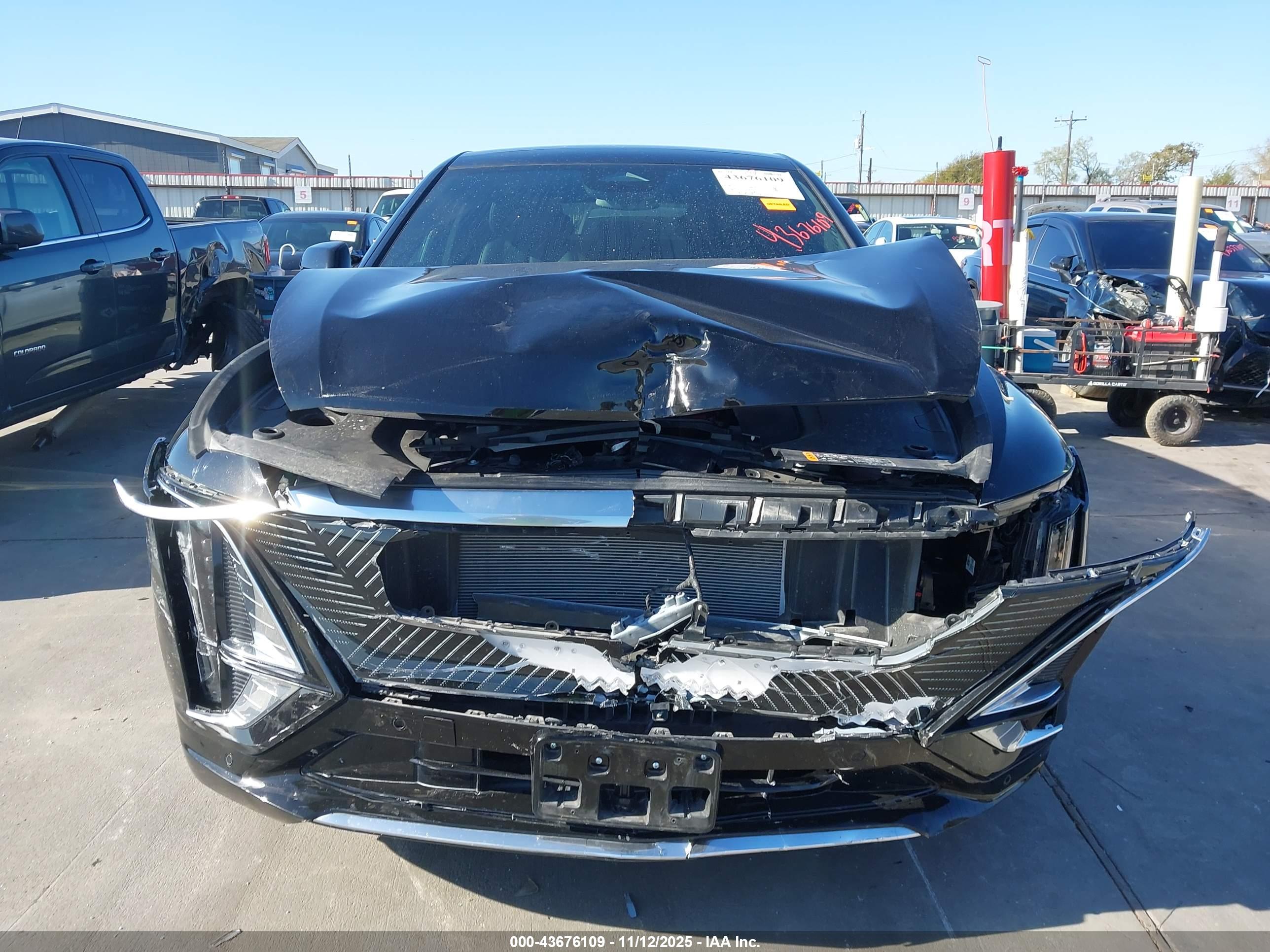 CADILLAC LYRIQ image 6