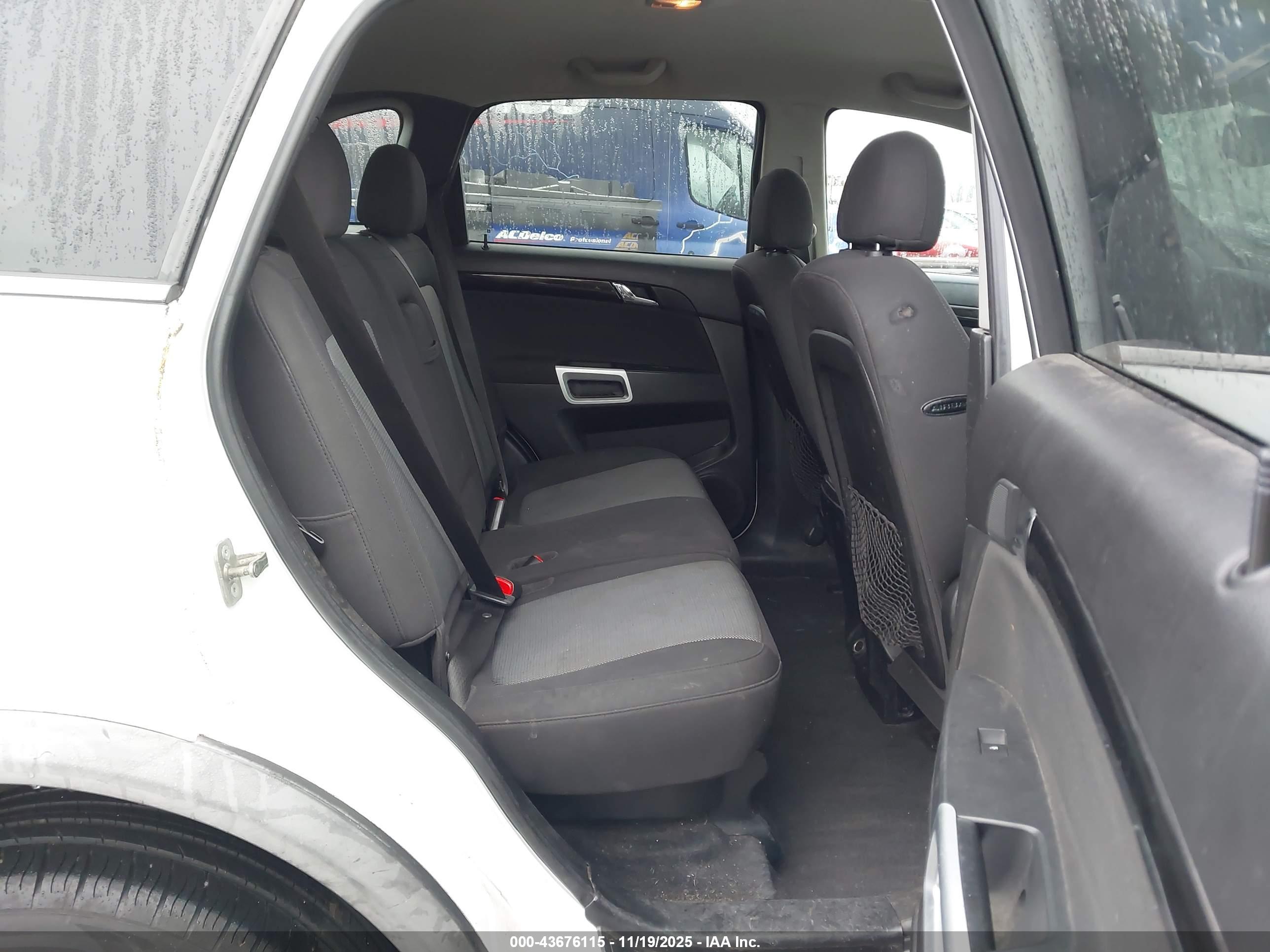 CHEVROLET CAPTIVA image 8