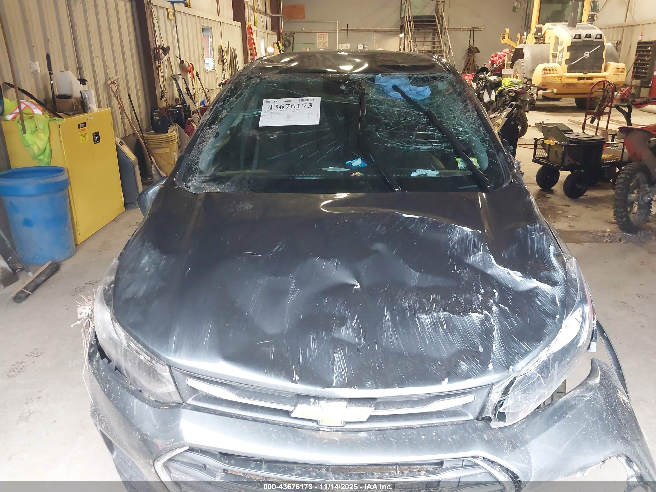 CHEVROLET TRAX image 6