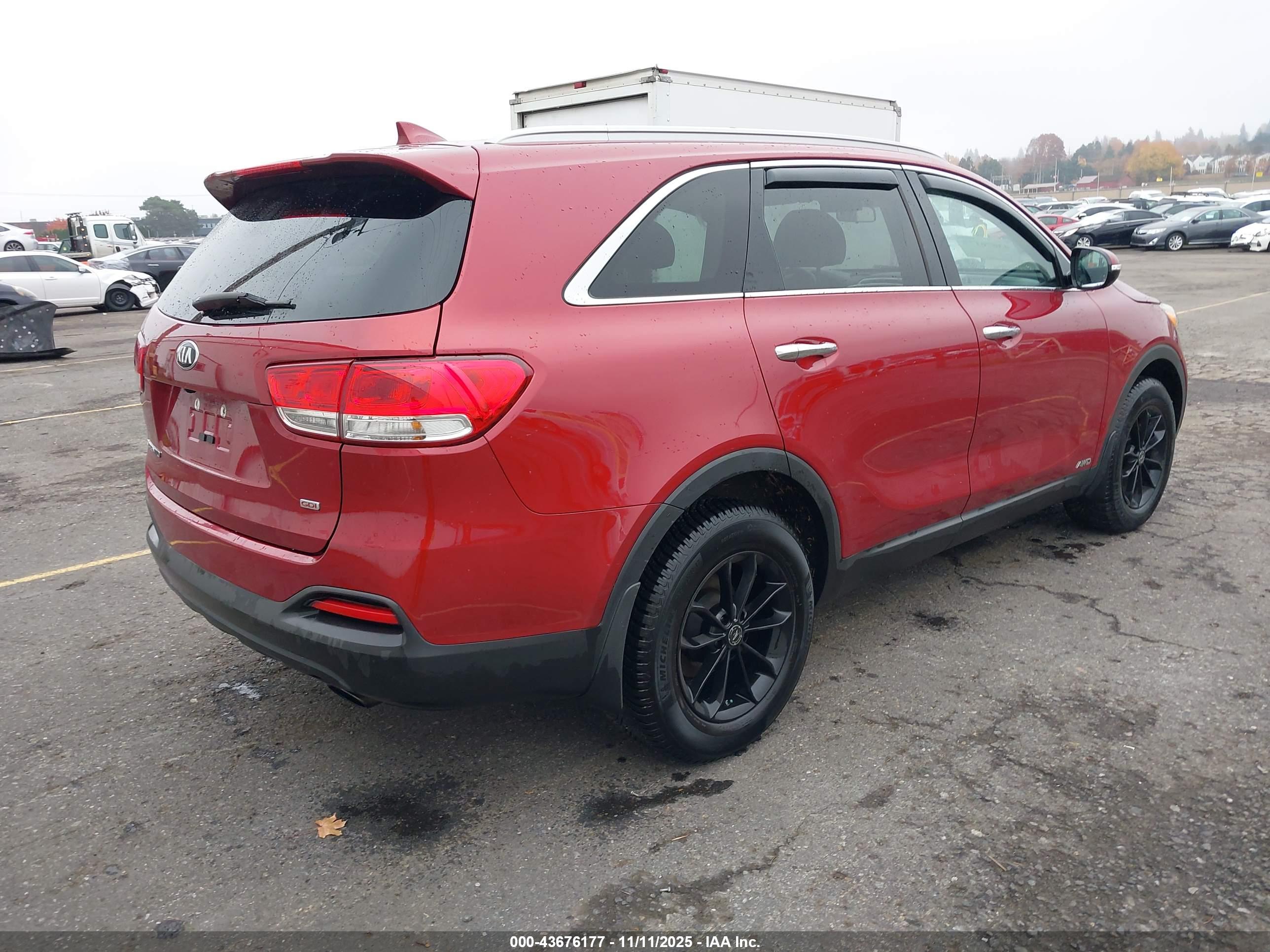 KIA SORENTO image 4