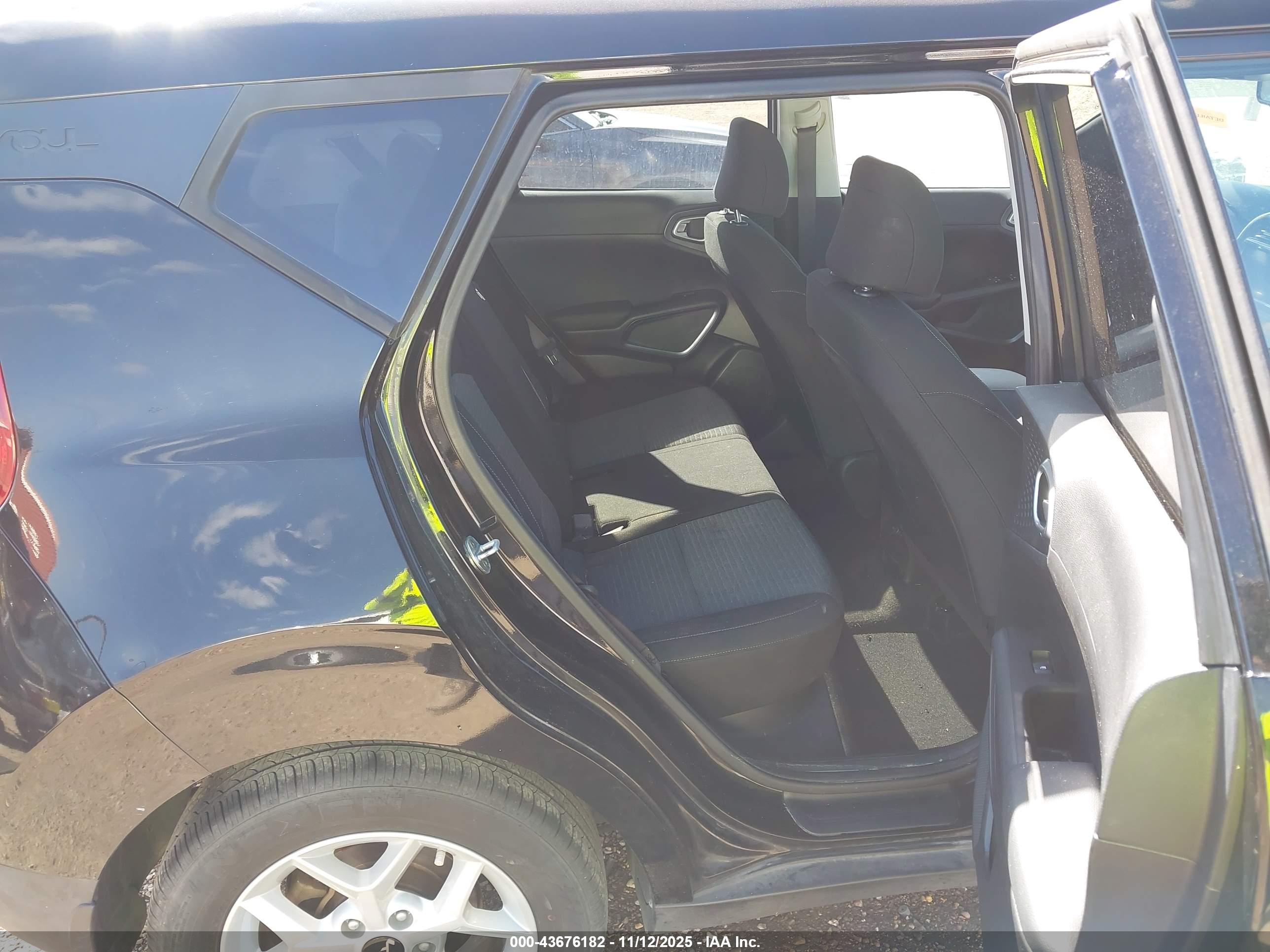KIA SOUL image 8