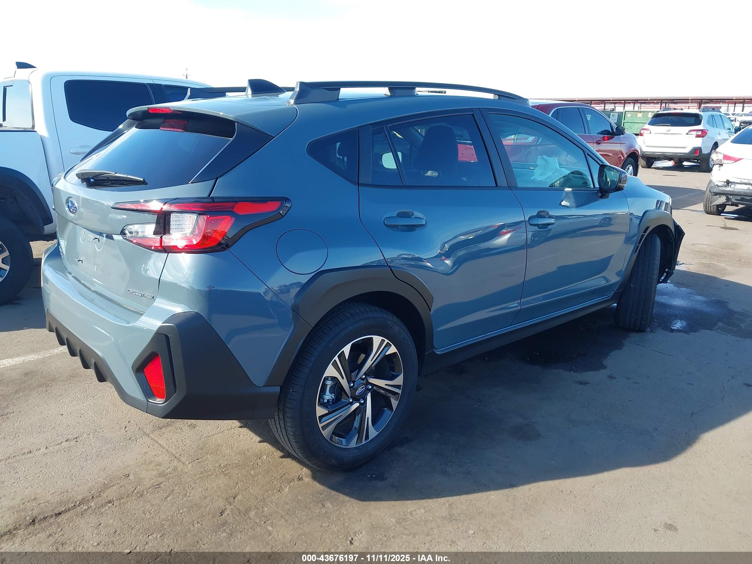 SUBARU CROSSTREK image 4