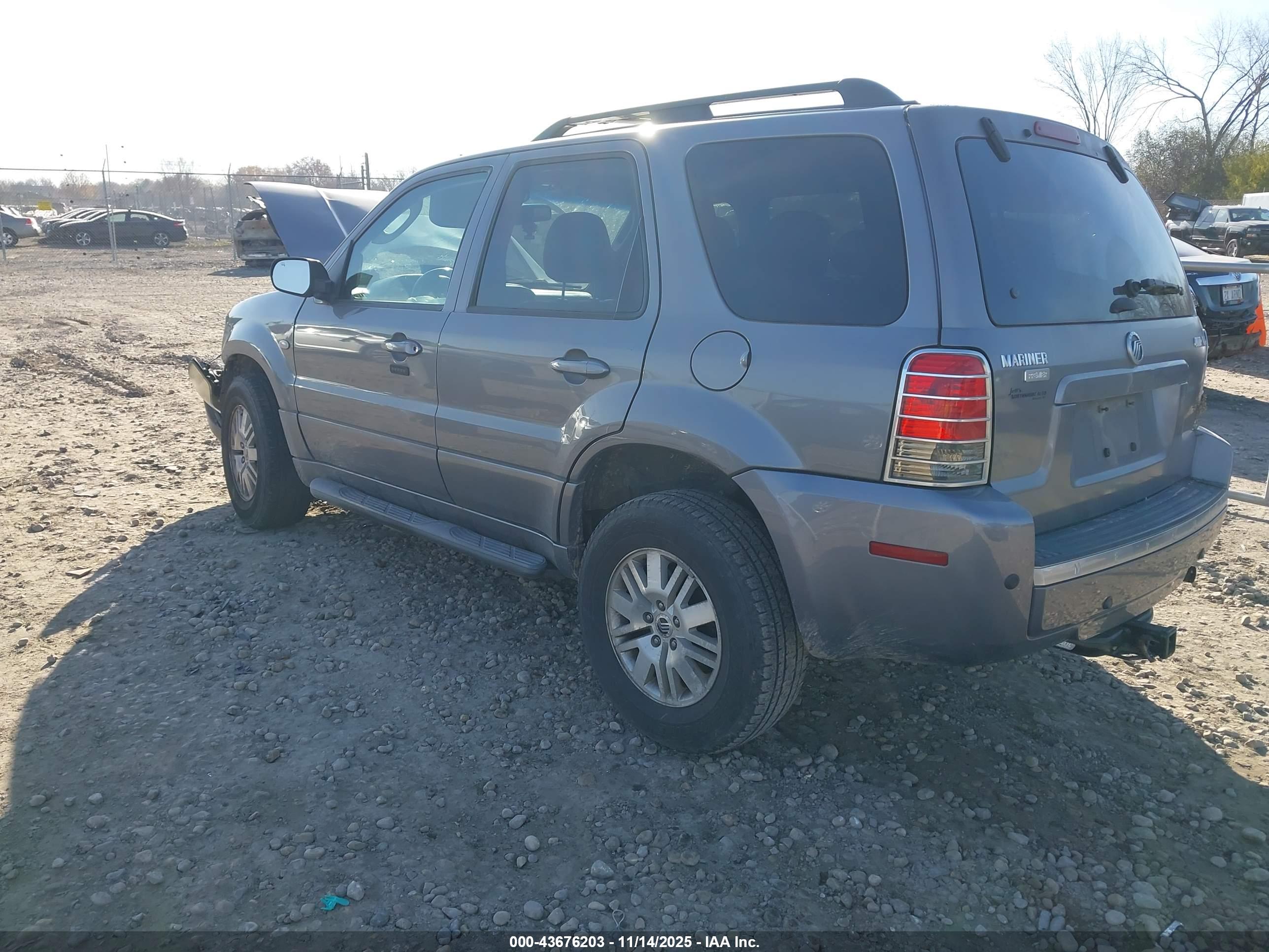 MERCURY MARINER image 3