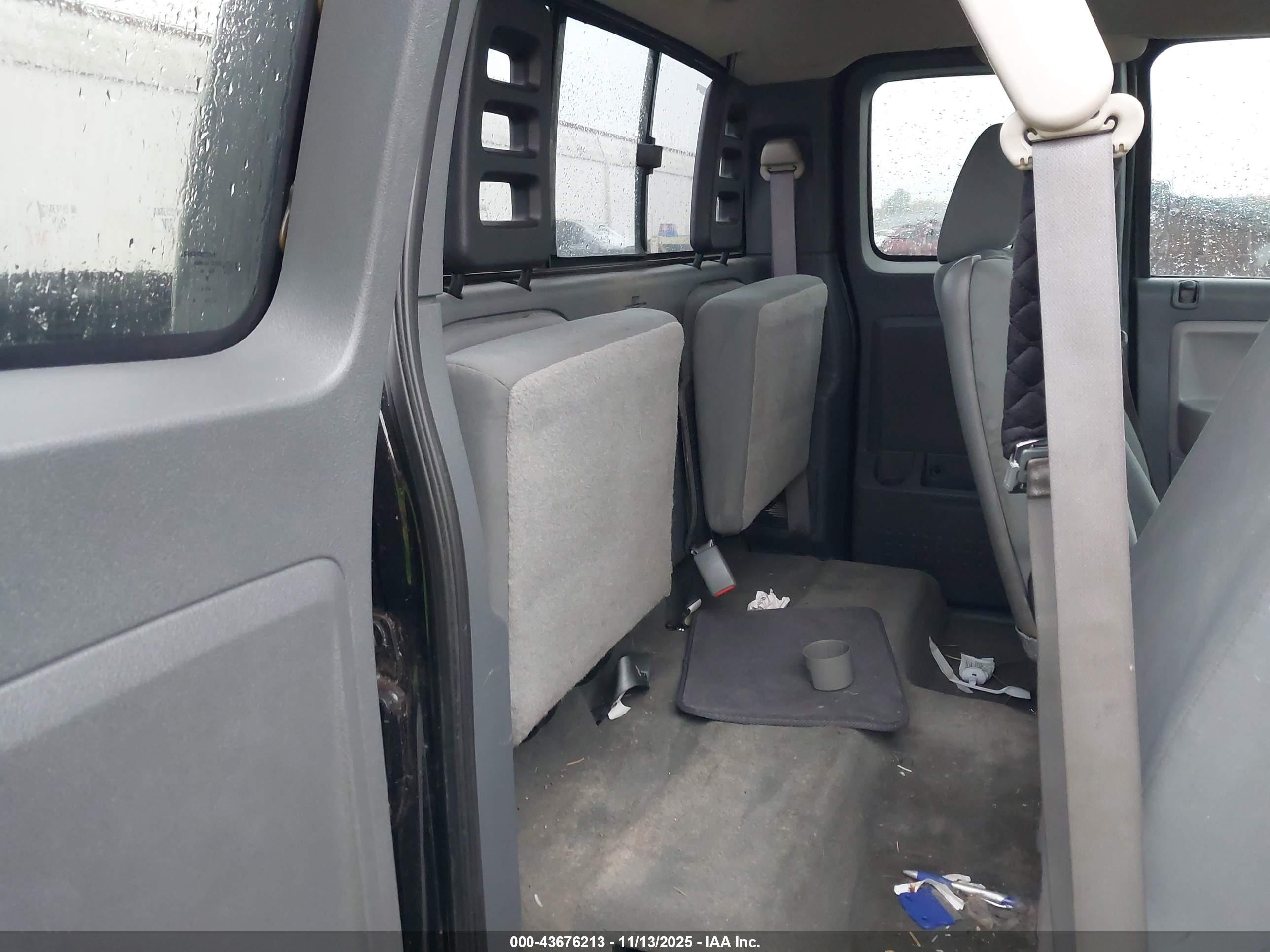 DODGE DAKOTA image 8