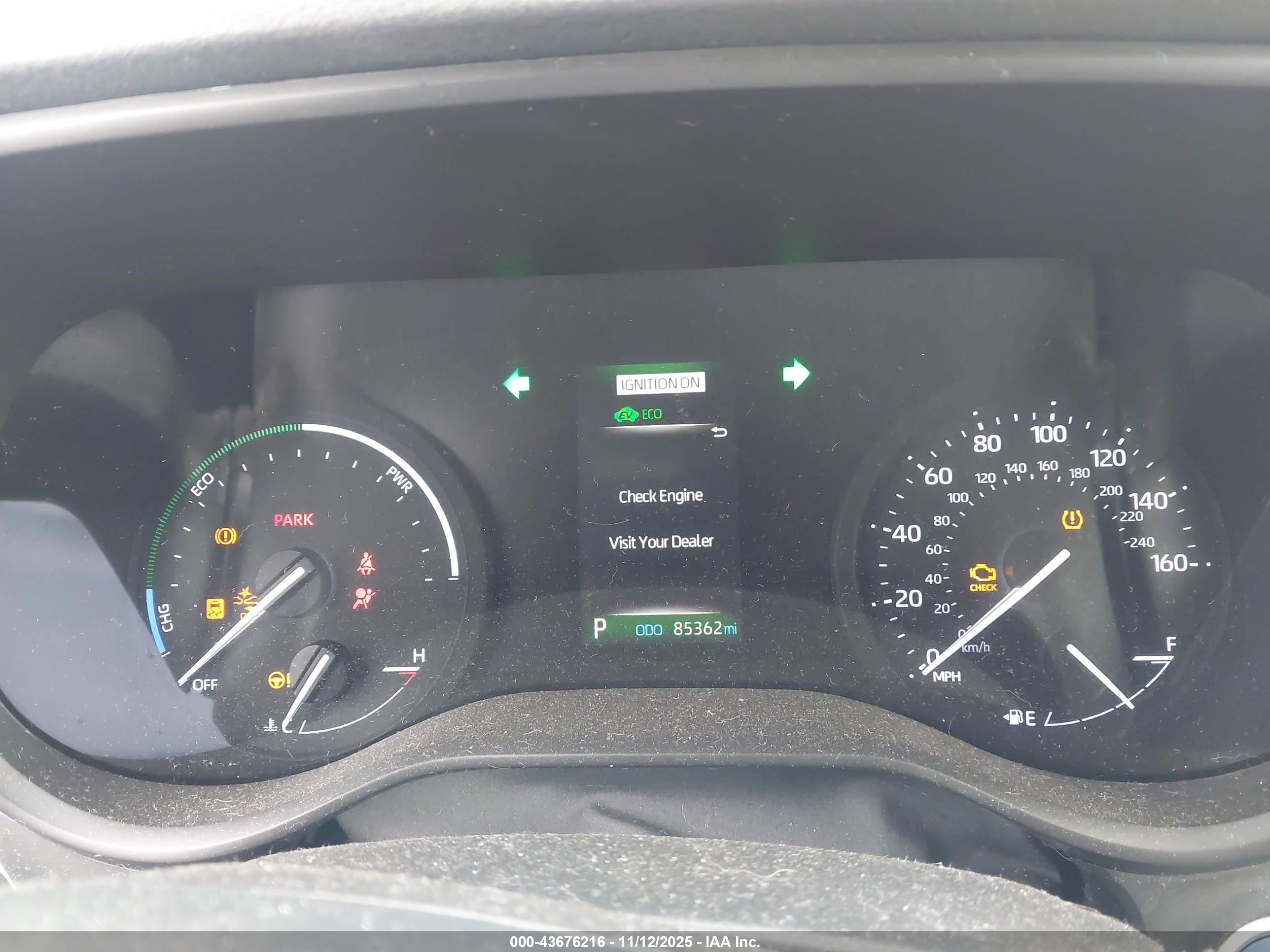 TOYOTA SIENNA image 7