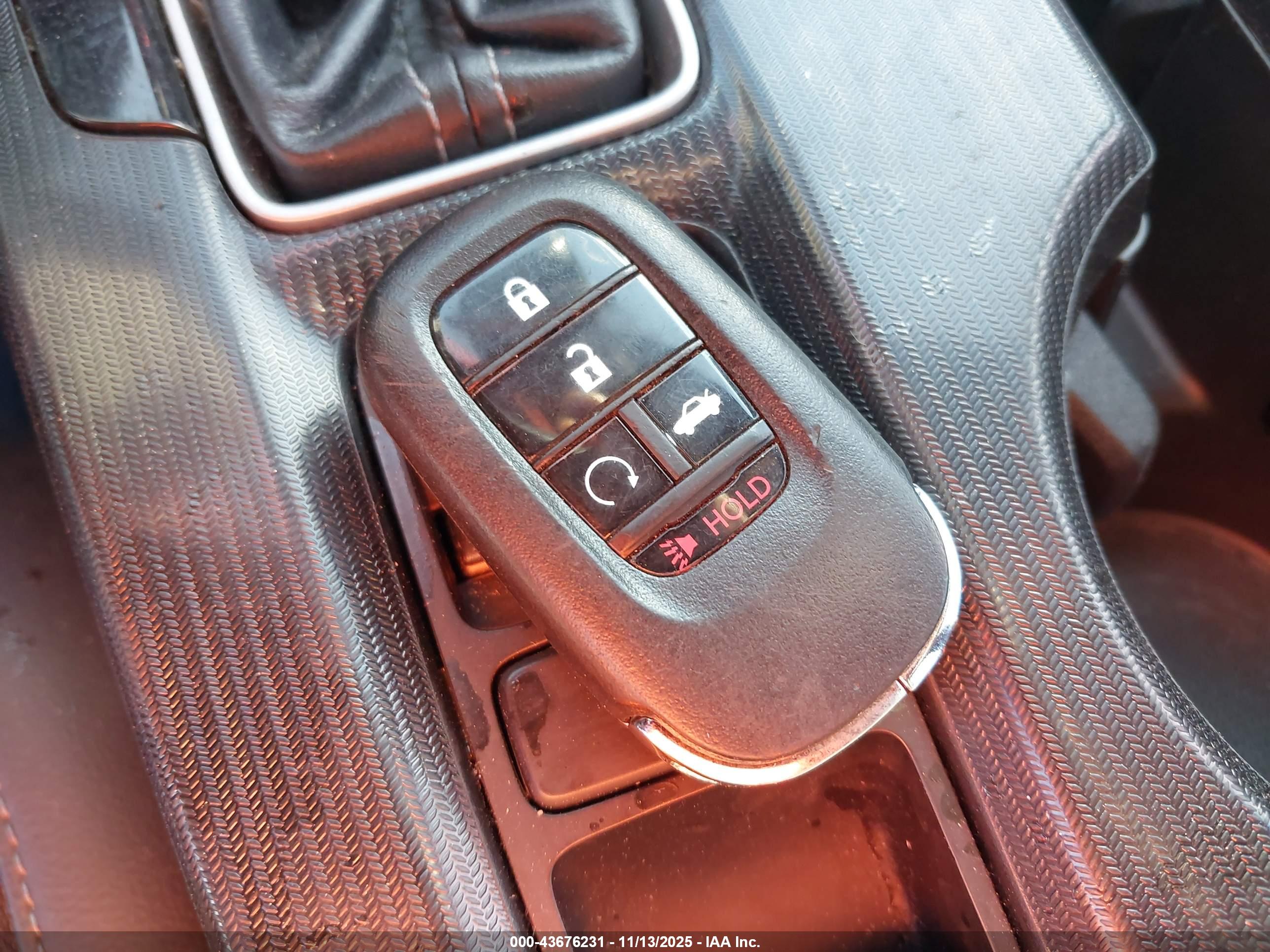 HONDA CIVIC image 11