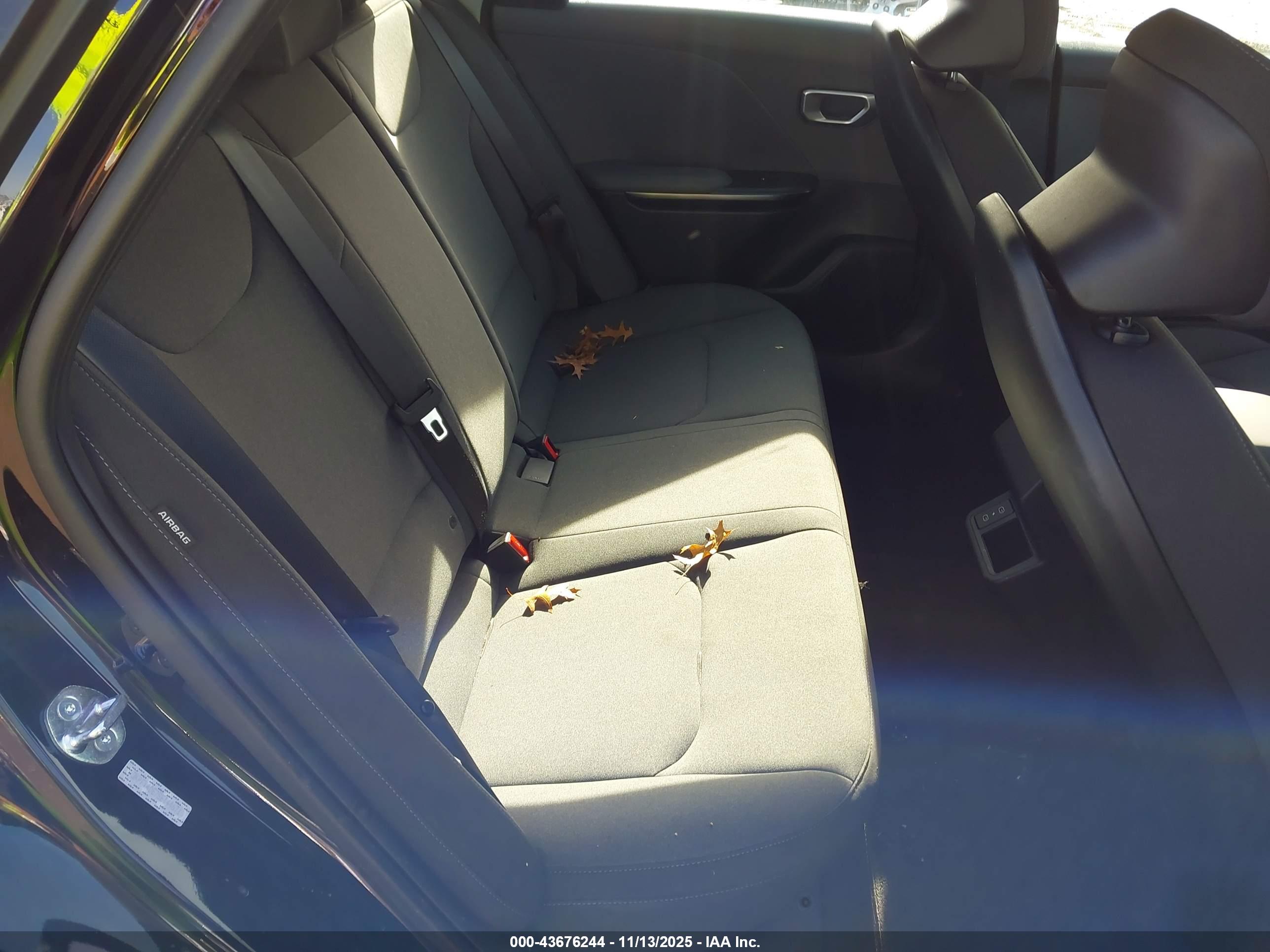 KIA K4 image 8